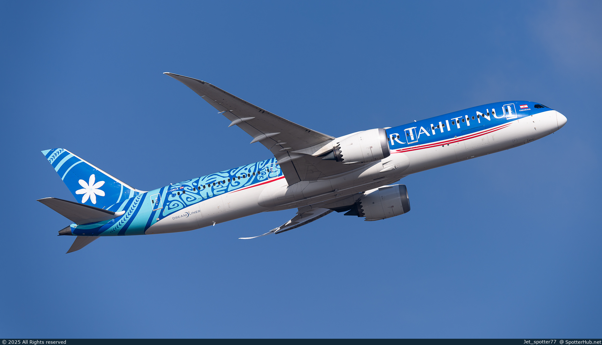 Photo of F-OMUA - Boeing 787-9 Dreamliner operated by Air Tahiti Nui