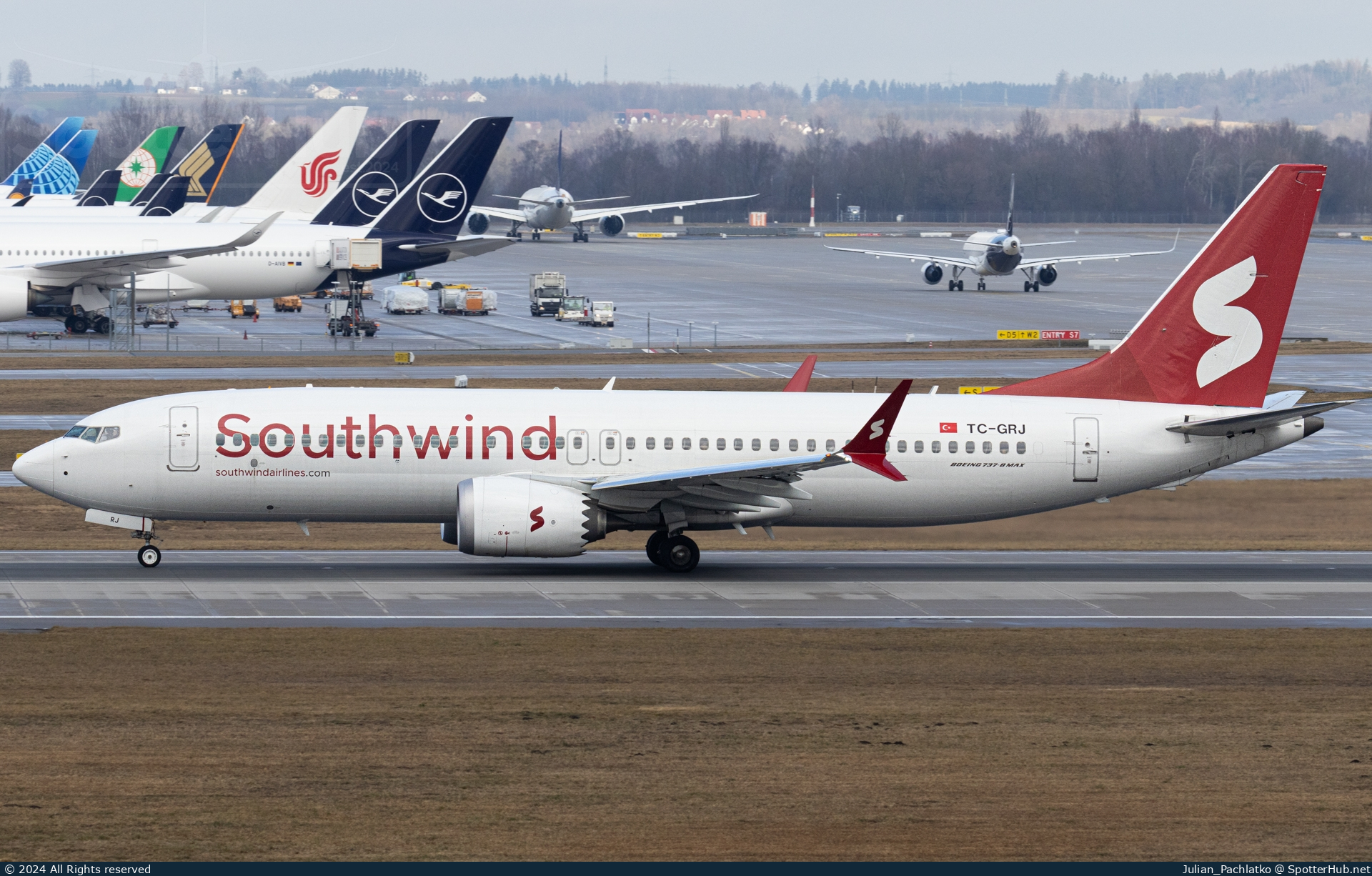 Photo of TC-GRJ - Boeing 737 MAX 8 operated by Southwind Airlines