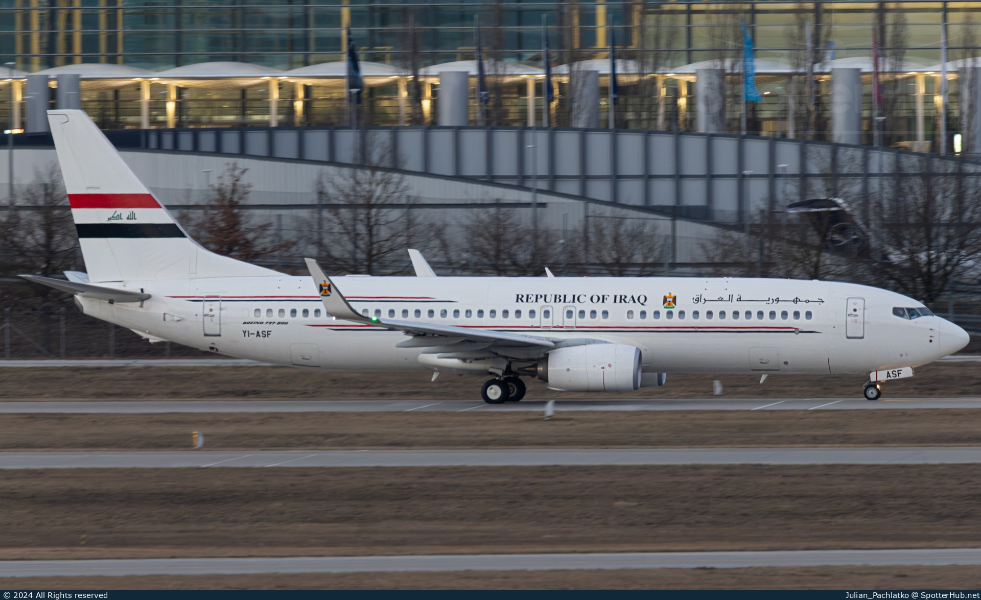 Photo of YI-ASF - Boeing 737-81Z operated by Government of Iraq