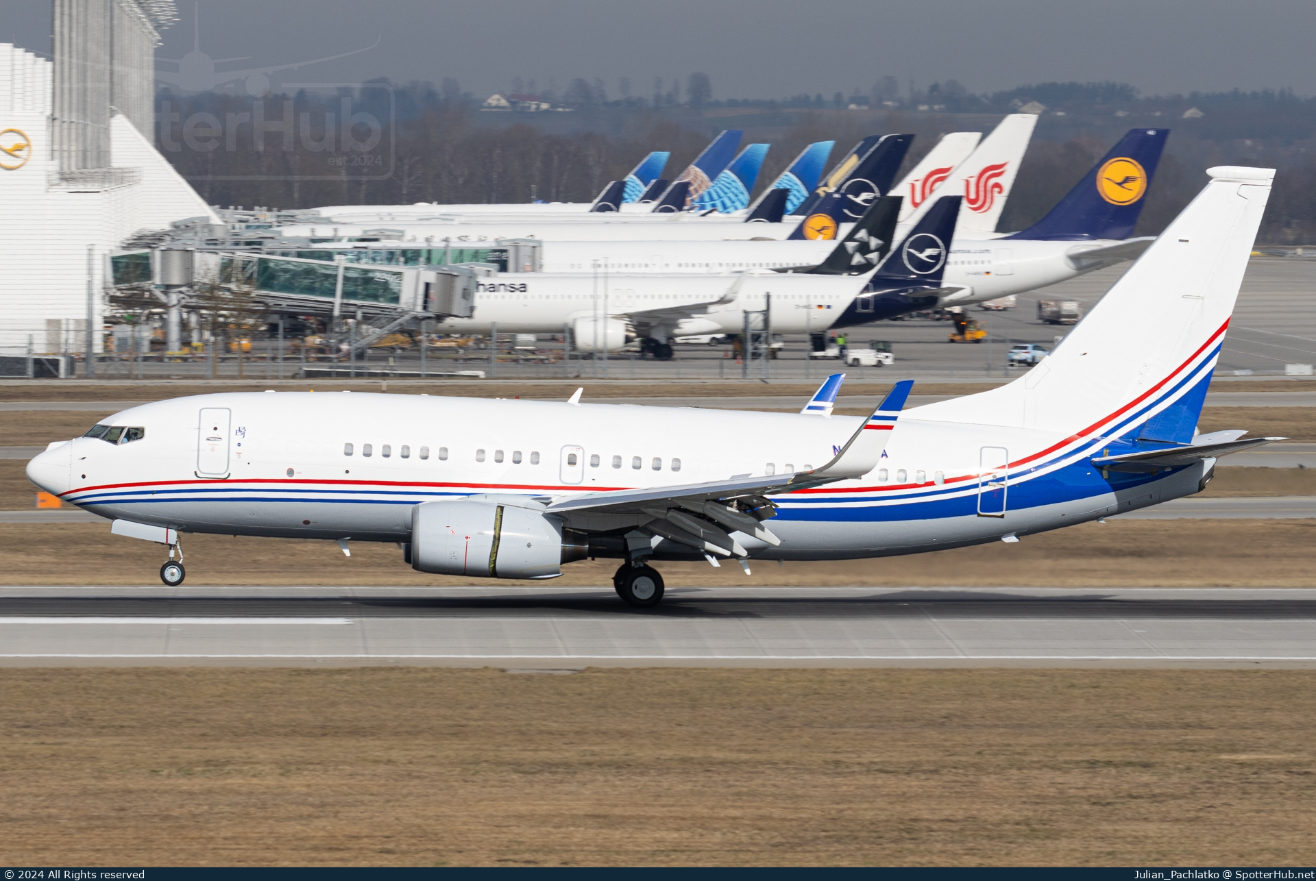 Photo of N836BA - Boeing 737-7BC(BBJ) operated by Boeing Executive Flight Operations
