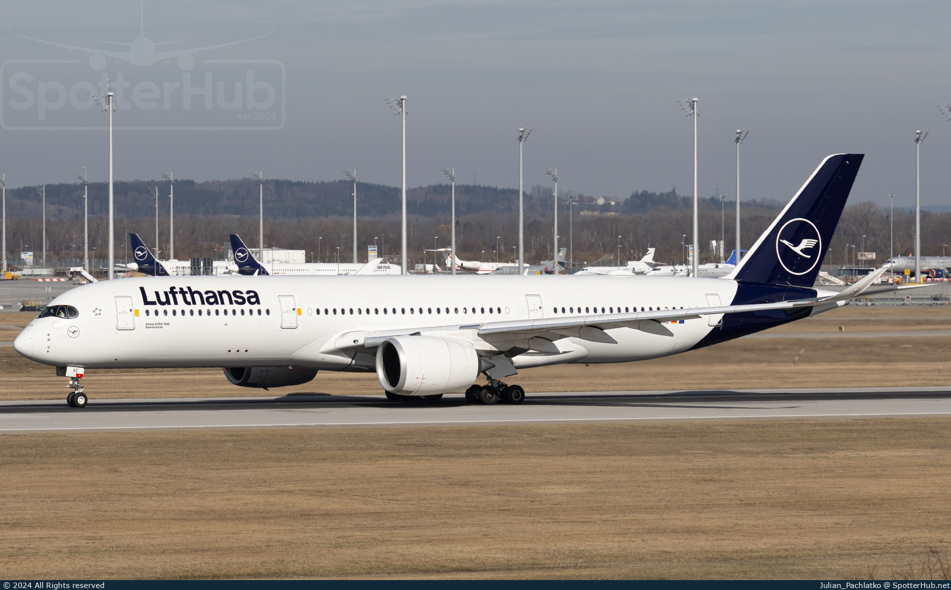 Photo of D-AIXC - Airbus A350-941 operated by Lufthansa