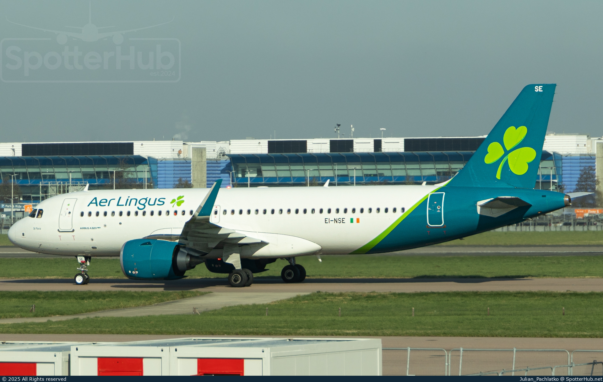 Photo of EI-NSE - Airbus A320-251N operated by Aer Lingus