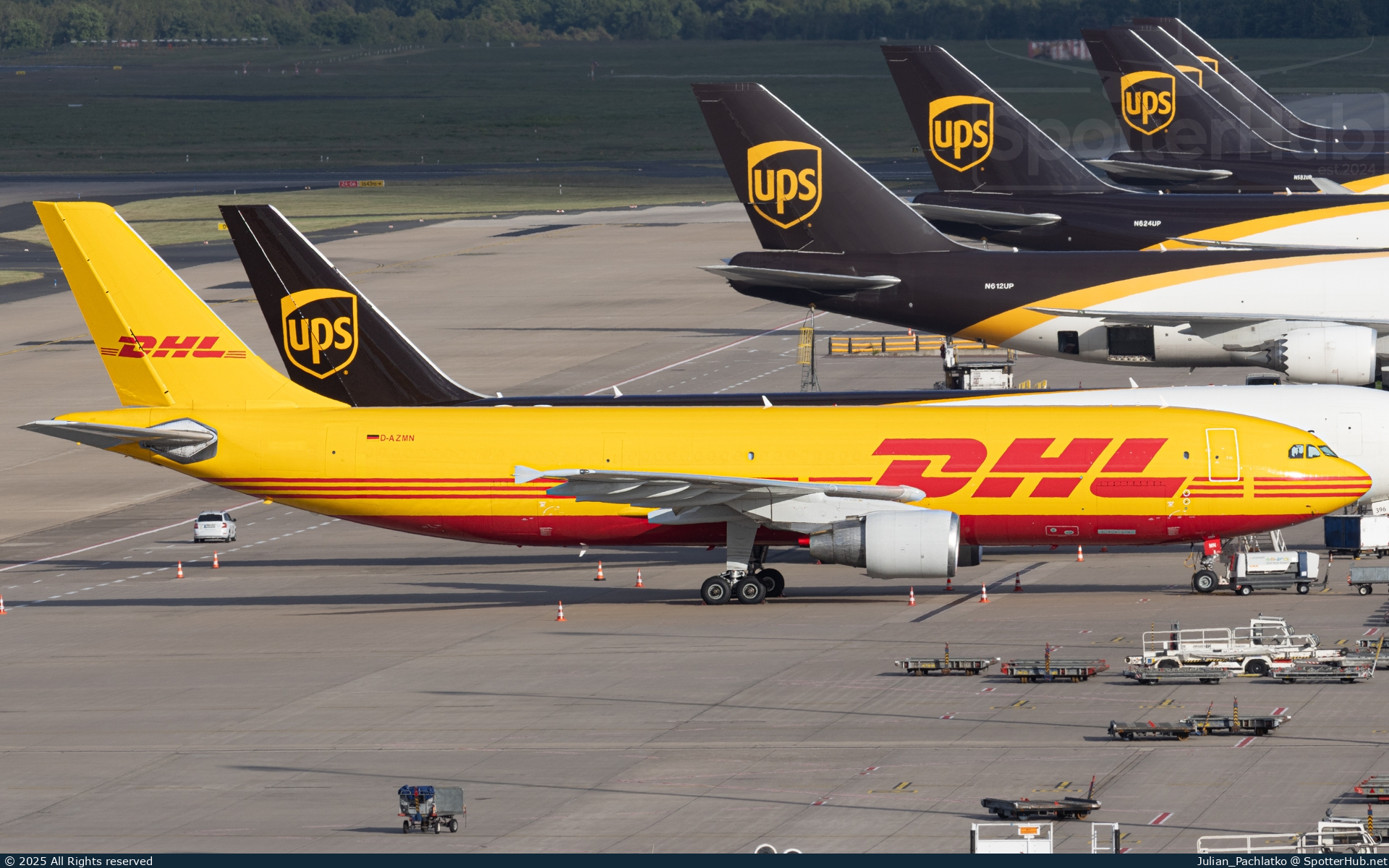 Photo of D-AZMN - Airbus A300B4-622R(F) operated by European Air Transport