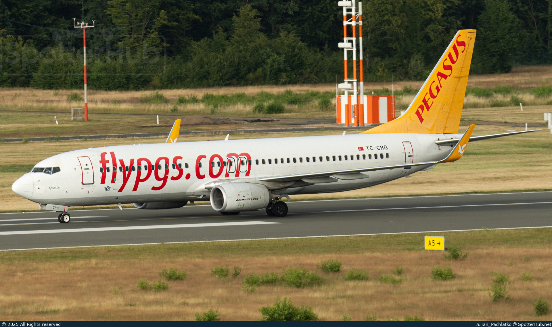 Photo of TC-CRG - Boeing 737-82R operated by Pegasus Airlines