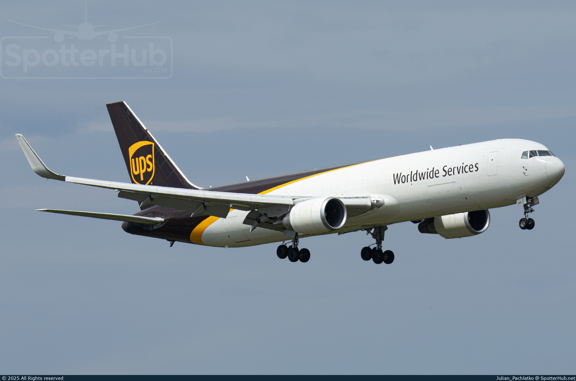 Photo of N395UP - Boeing 767-316(ER)(BDSF) operated by UPS United Parcel Service