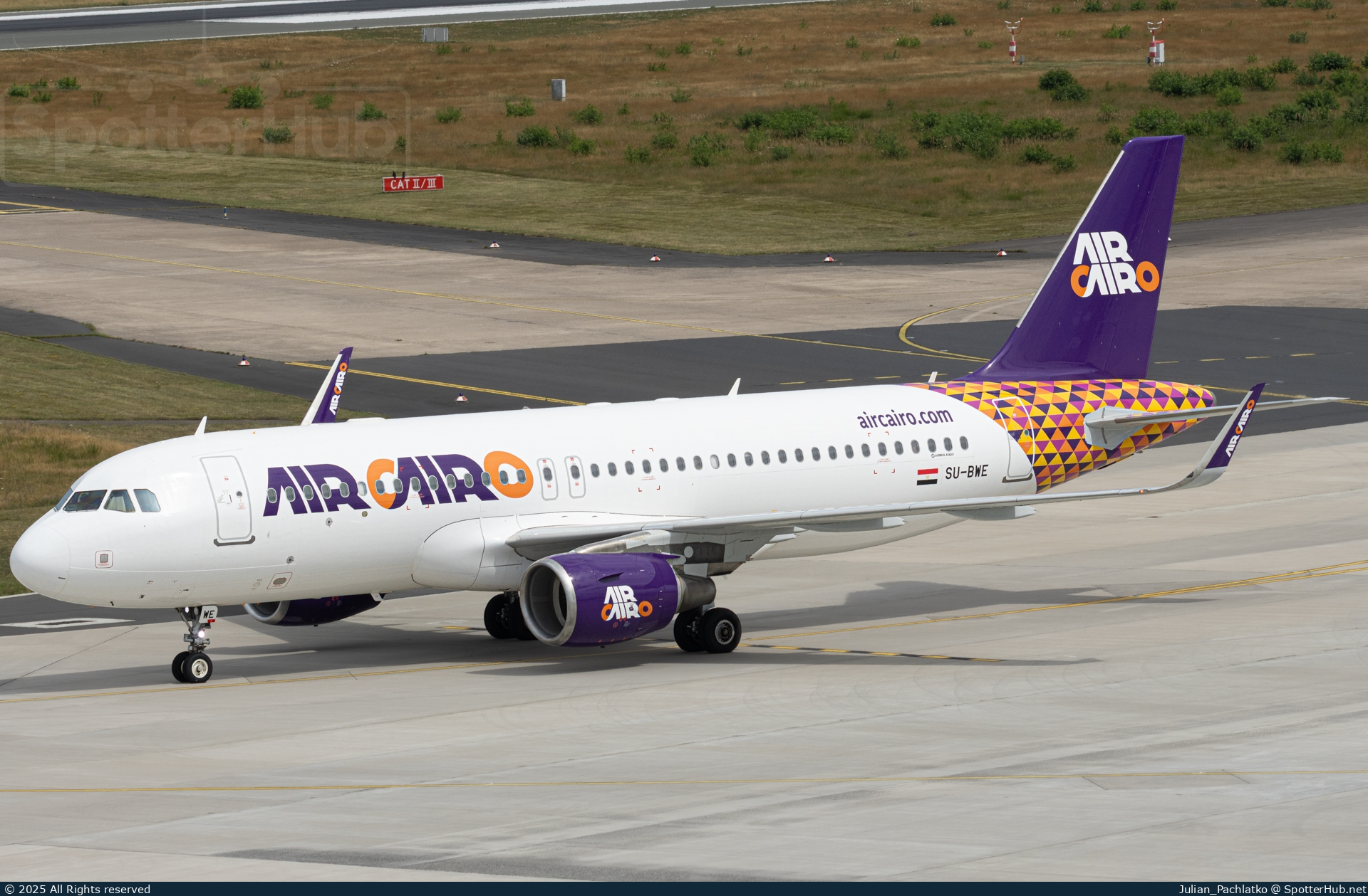 Photo of SU-BWE - Airbus A320-214 operated by Air Cairo