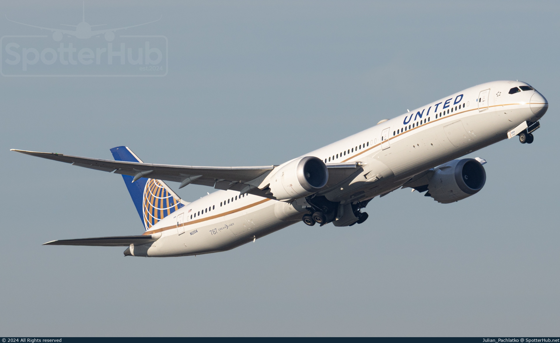 Photo of N12004 - Boeing 787-10 Dreamliner operated by United Airlines