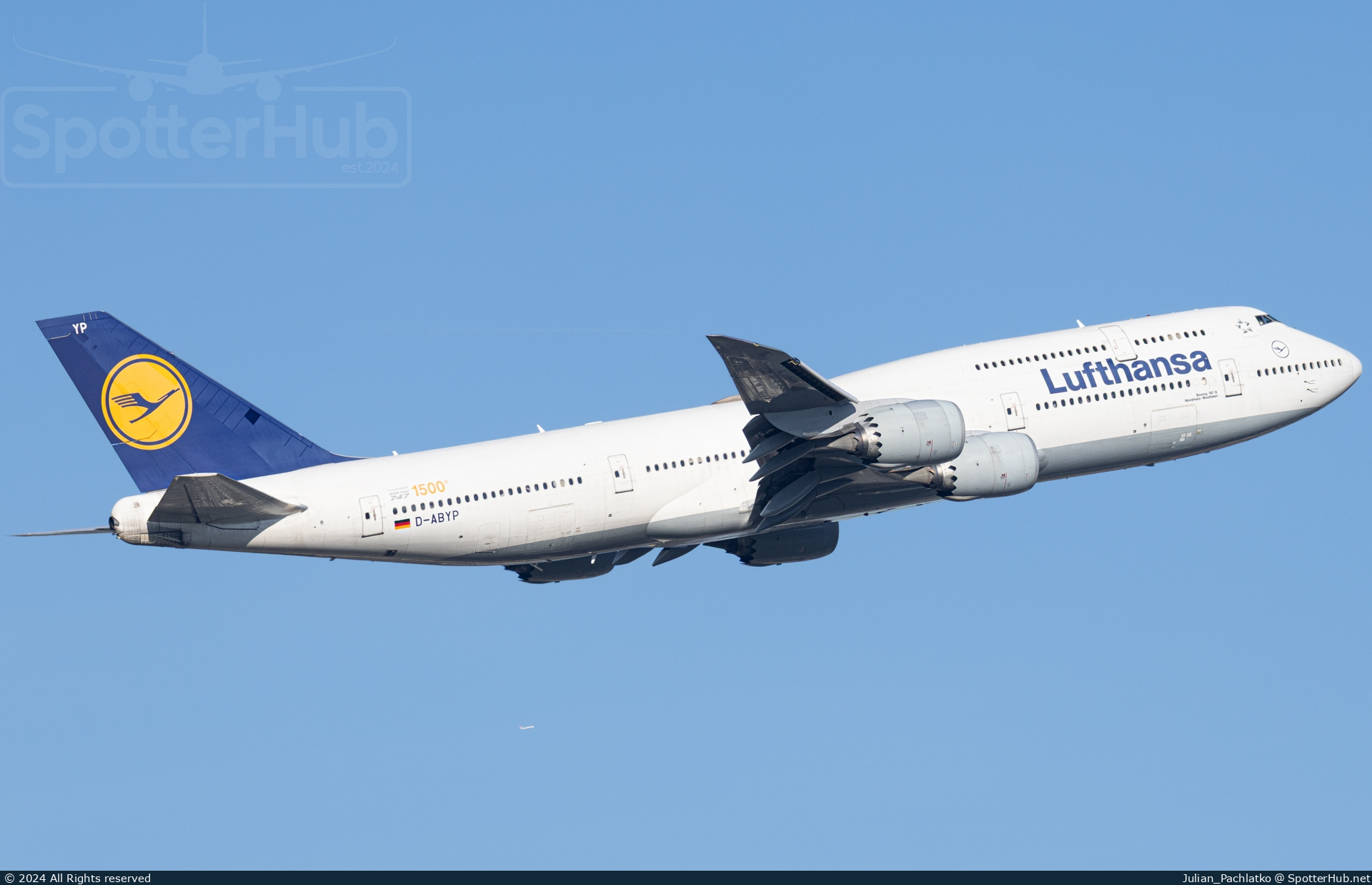 Photo of D-ABYP - Boeing 747-830 operated by Lufthansa