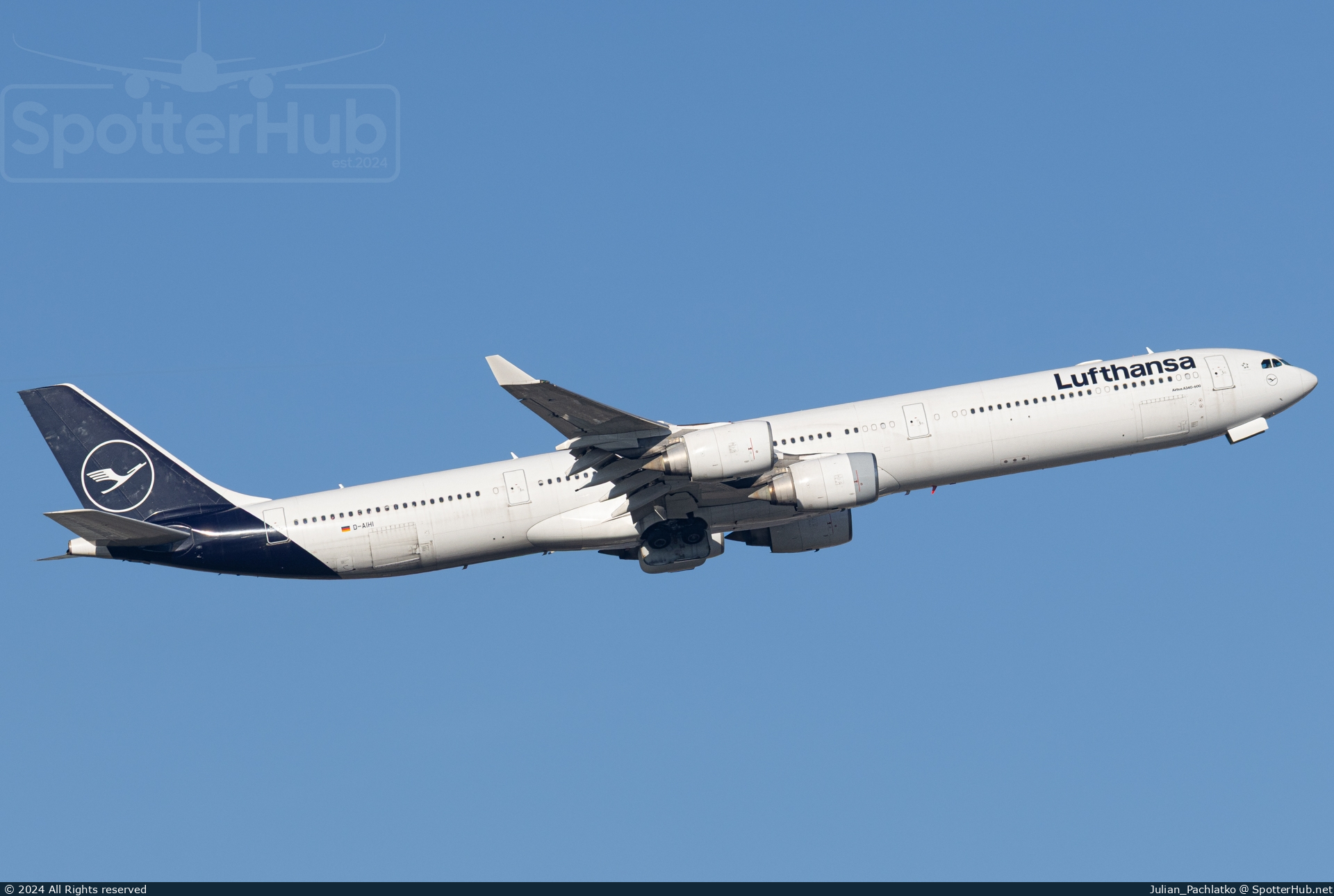 Photo of D-AIHI - Airbus A340-642 operated by Lufthansa