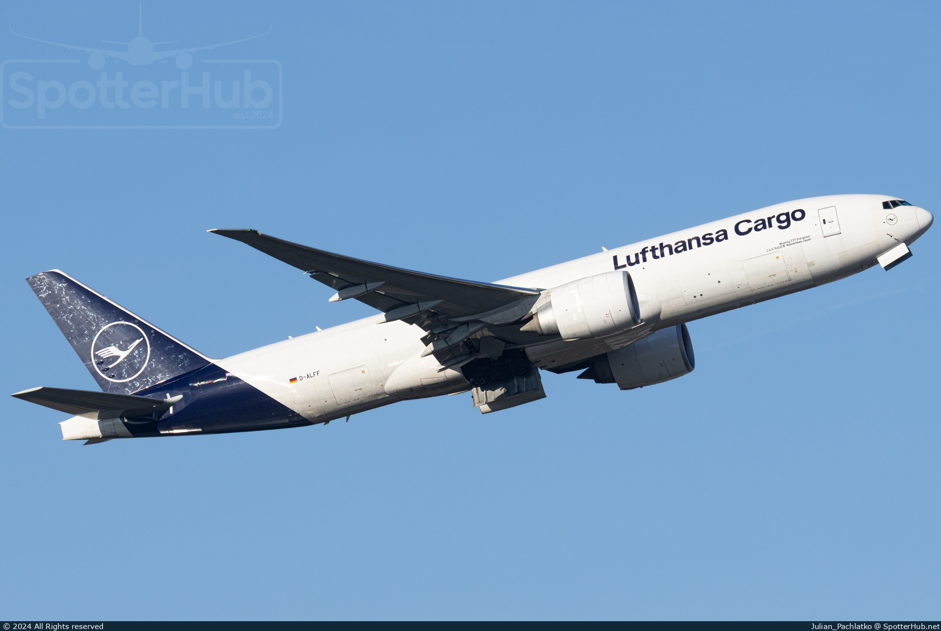 Photo of D-ALFF - Boeing 777-FBT operated by Lufthansa Cargo