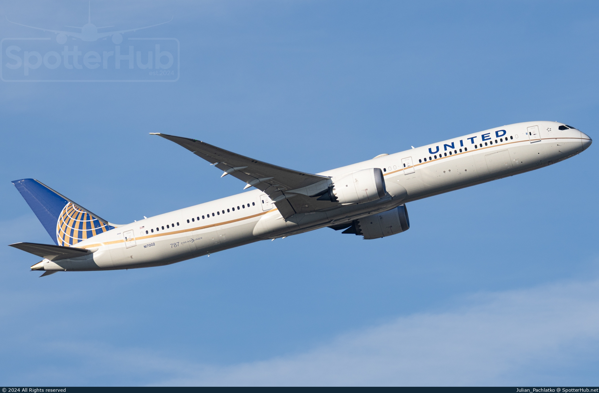 Photo of N17002 - Boeing 787-10 Dreamliner operated by United Airlines