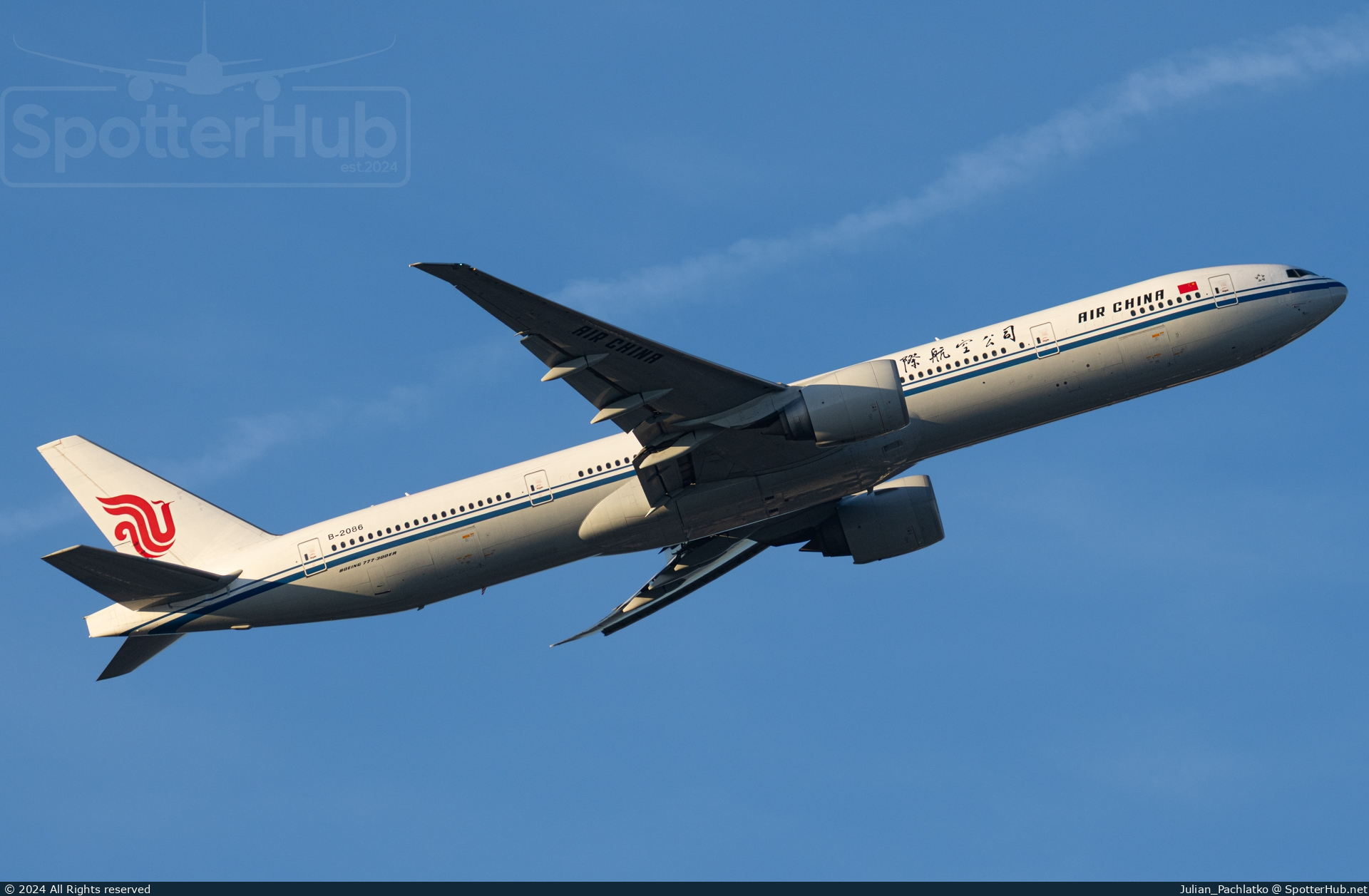 Photo of B-2086 - Boeing 777-39L(ER) operated by Air China