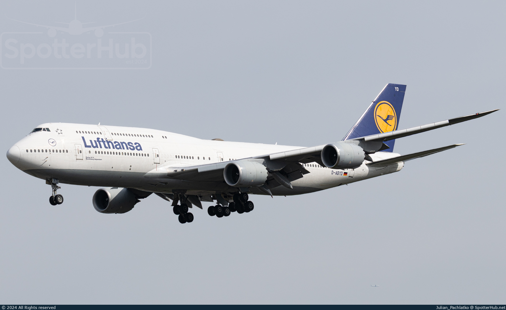 Photo of D-ABYD - Boeing 747-830 operated by Lufthansa