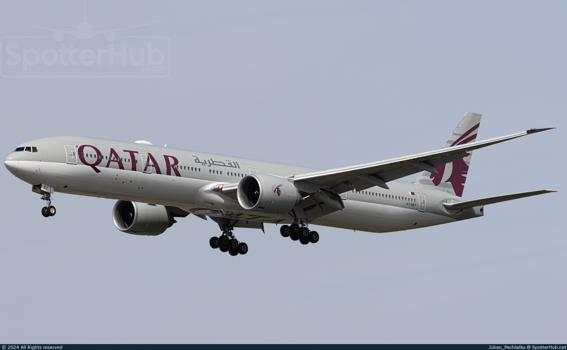 Photo of A7-BET - Boeing 777-3DZ(ER) operated by Qatar Airways