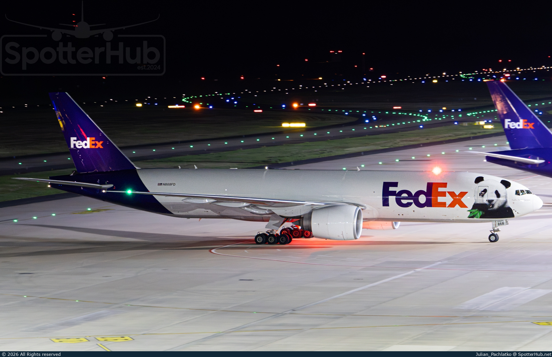 Photo of N868FD - Boeing 777-FS2 operated by FedEx