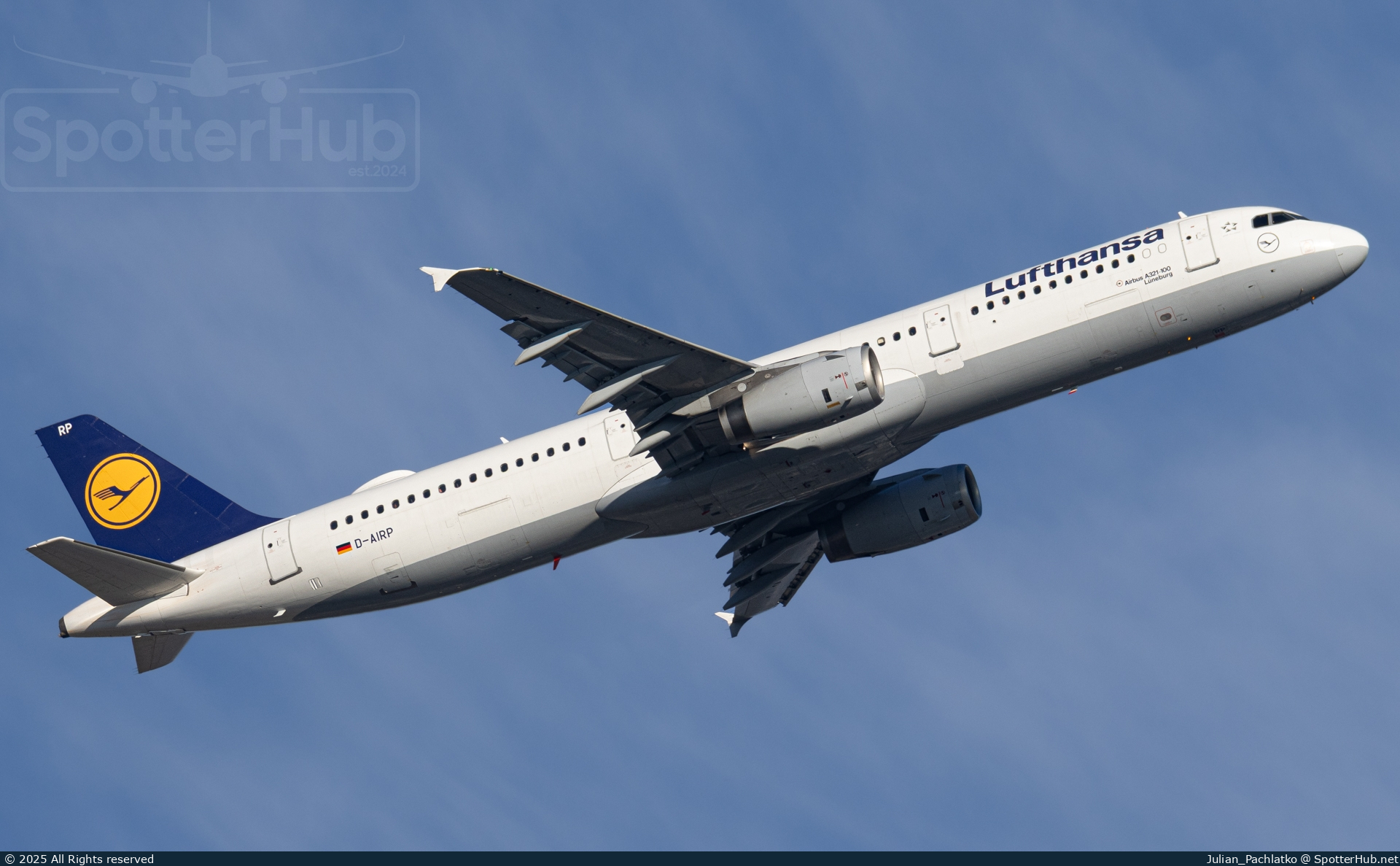 Photo of D-AIRP - Airbus A321-131 operated by Lufthansa