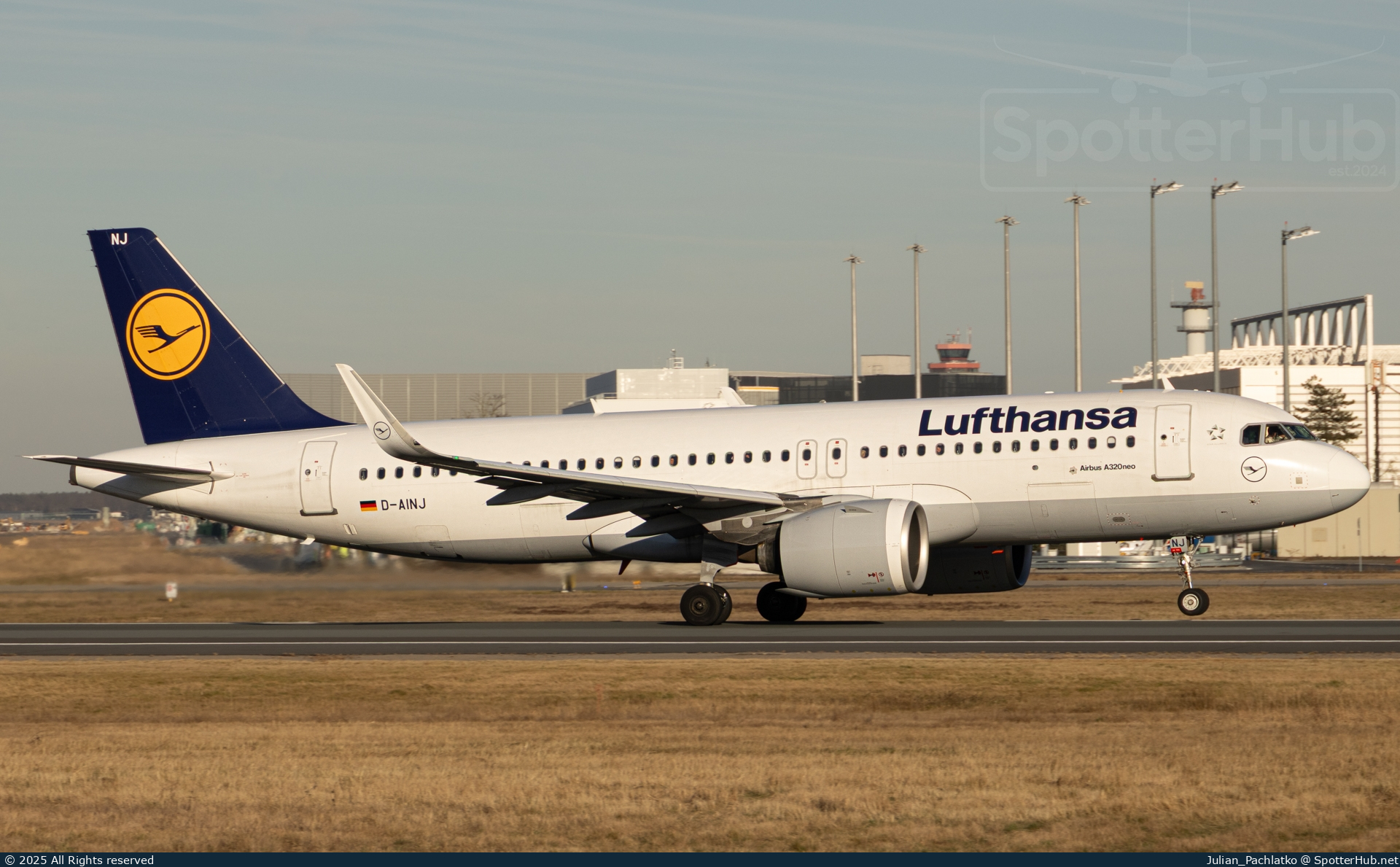 Photo of D-AINJ - Airbus A320-271N operated by Lufthansa