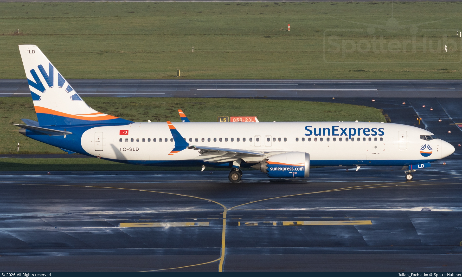 Photo of TC-SLD - Boeing 737 MAX 8 operated by SunExpress