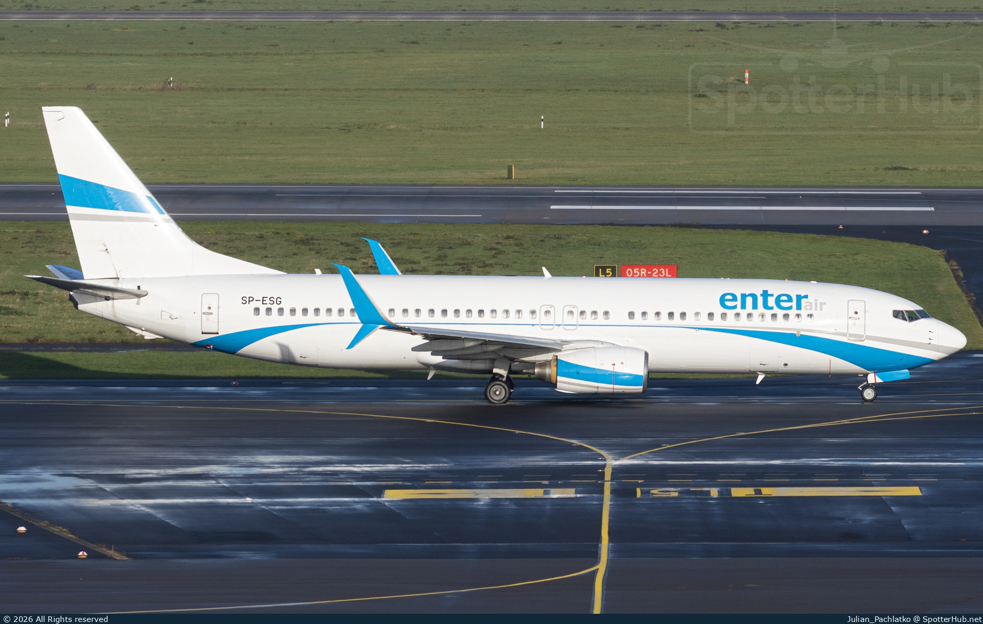 Photo of SP-ESG - Boeing 737-8Q8 operated by Enter Air