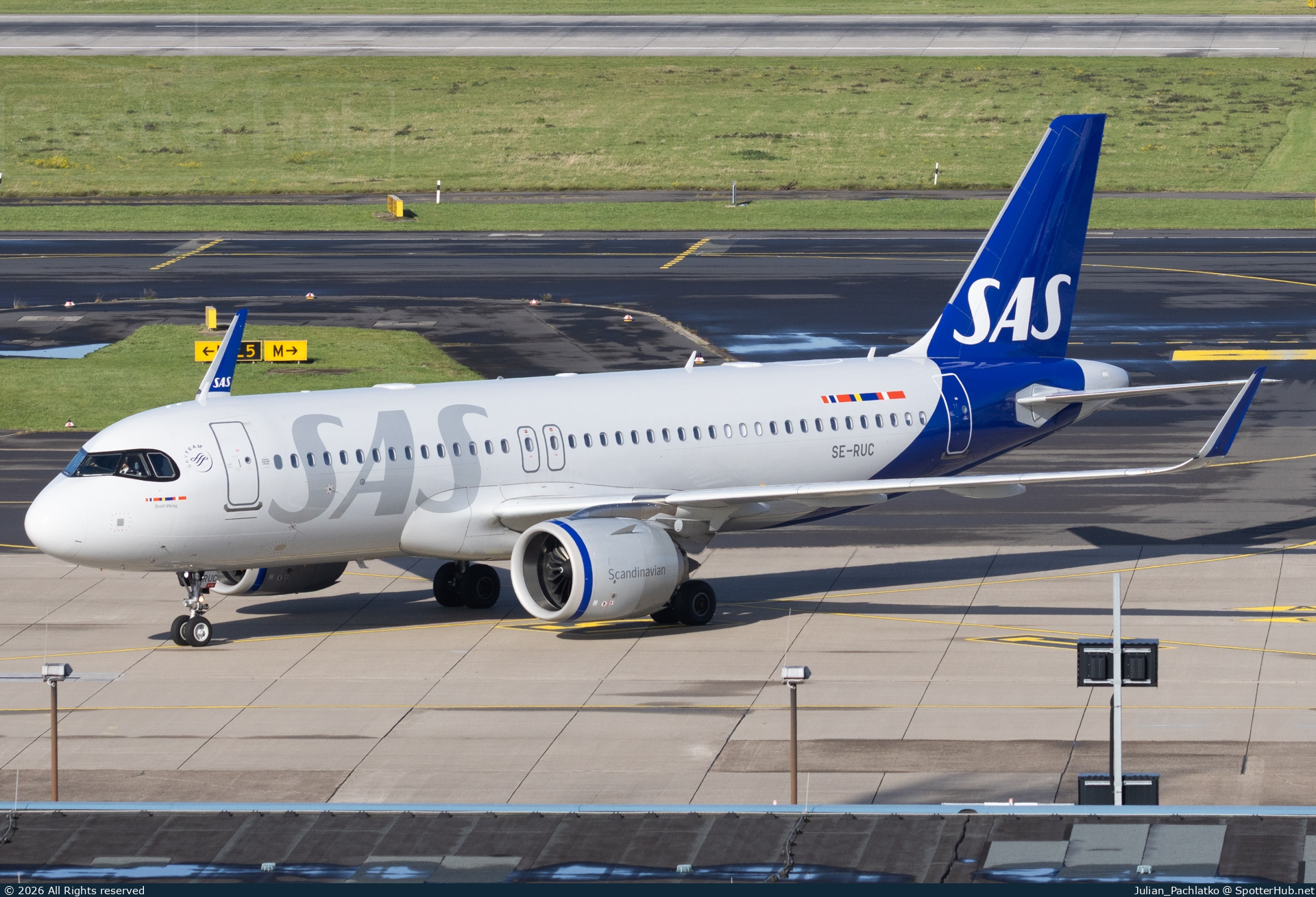 Photo of SE-RUC - Airbus A320-251N operated by SAS Scandinavian Airlines