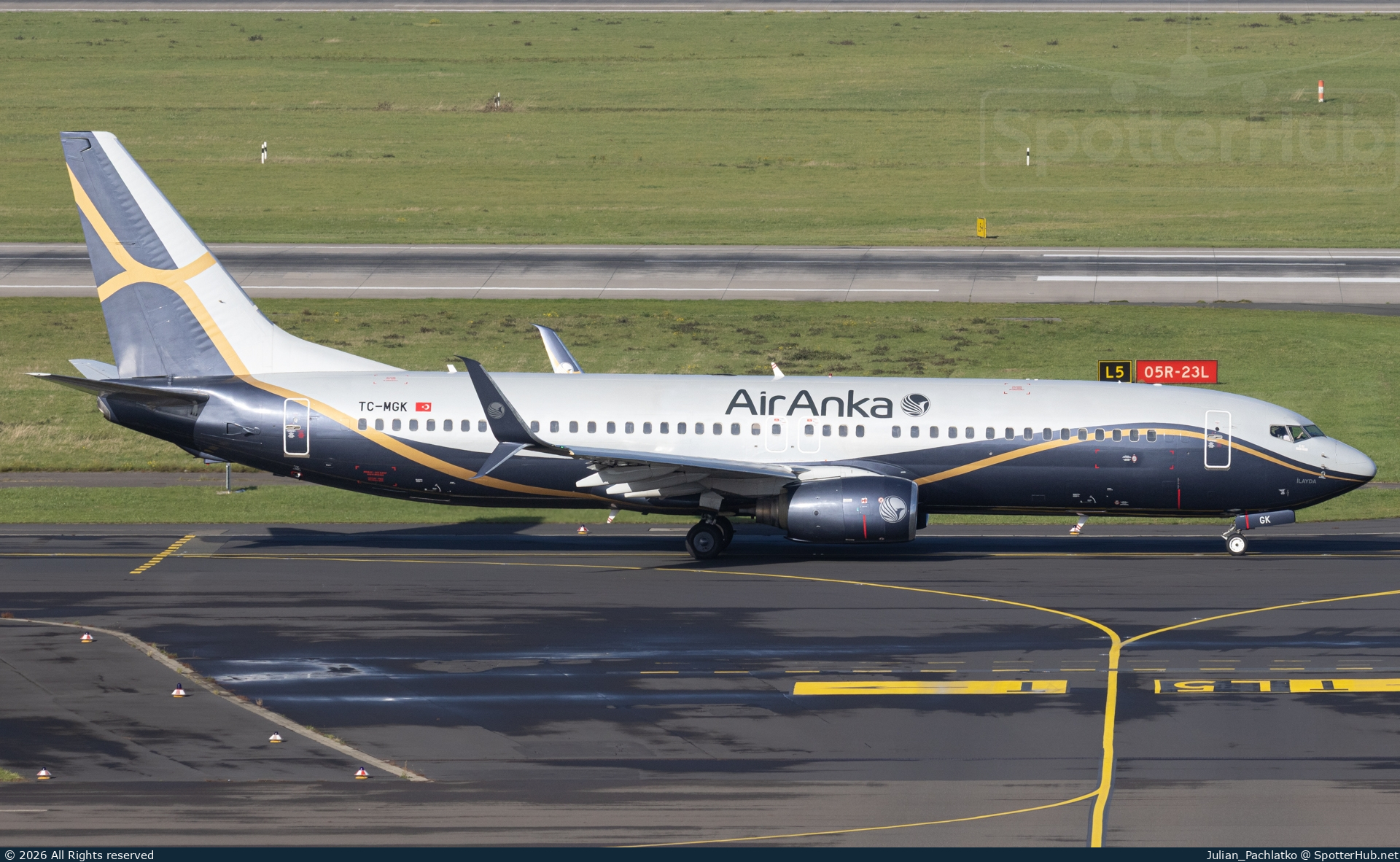 Photo of TC-MGK - Boeing 737-85F operated by Air Anka (opb Mavi Gök Airlines)