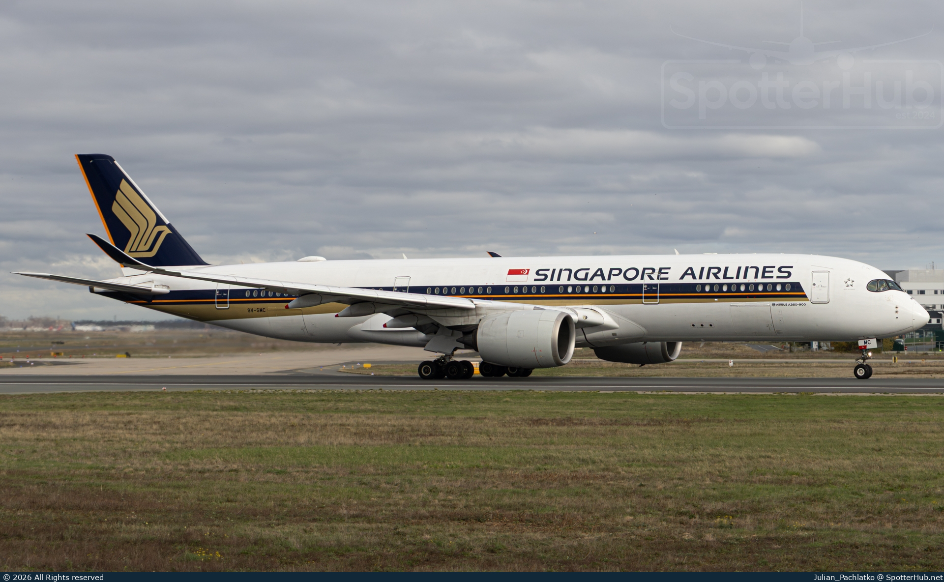 Photo of 9V-SMC - Airbus A350-941 operated by Singapore Airlines