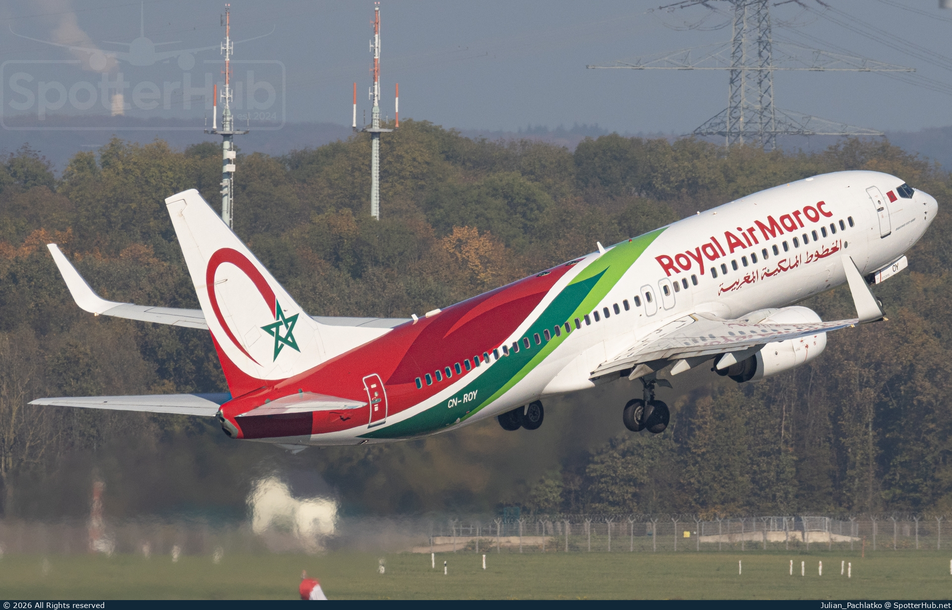 Photo of CN-ROY - Boeing 737-8B6 operated by Royal Air Maroc