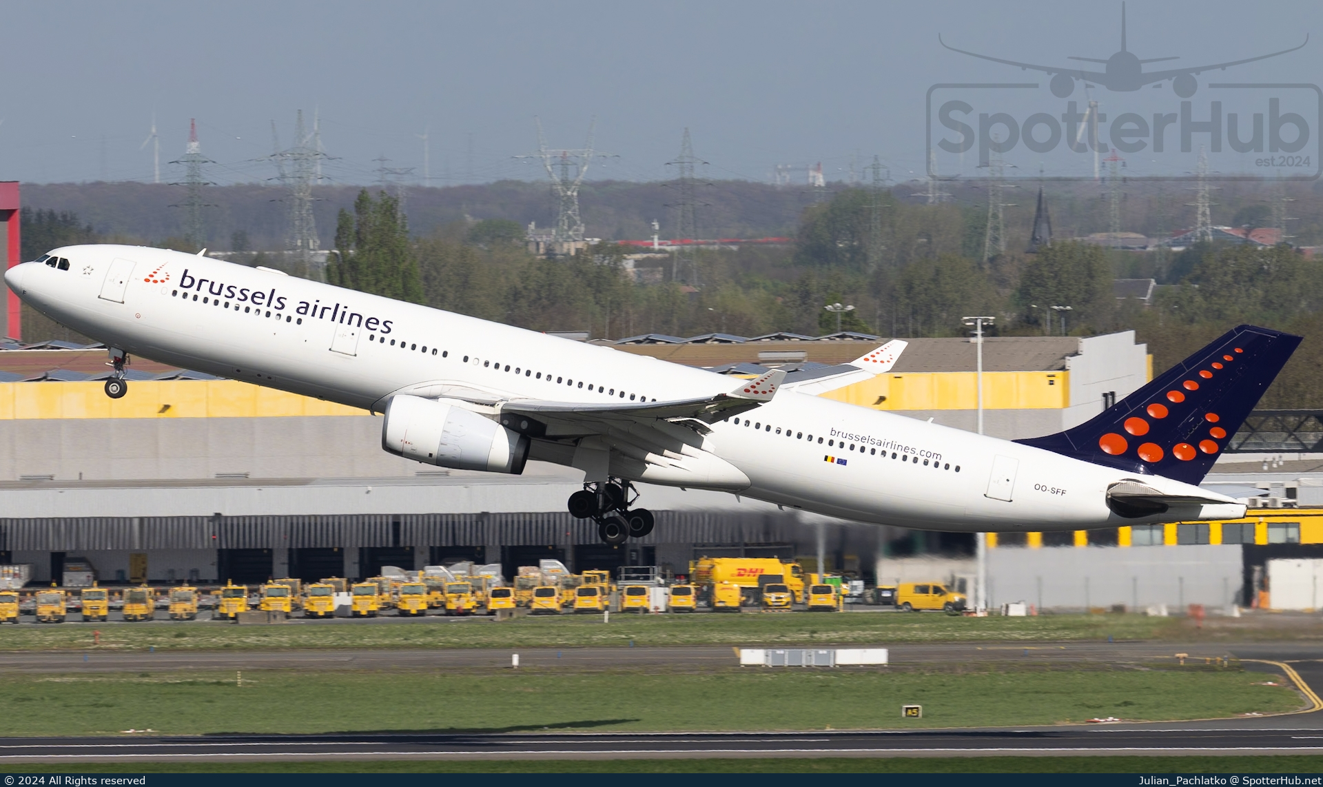 Photo of OO-SFF - Airbus A330-343 operated by Brussels Airlines