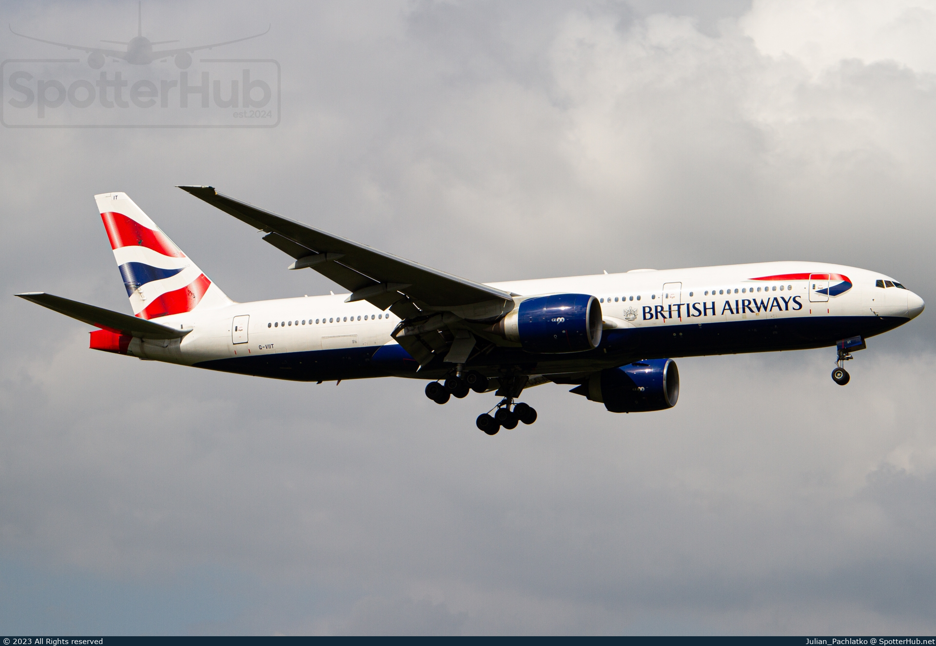 Photo of G-VIIT - Boeing 777-236(ER) operated by British Airways