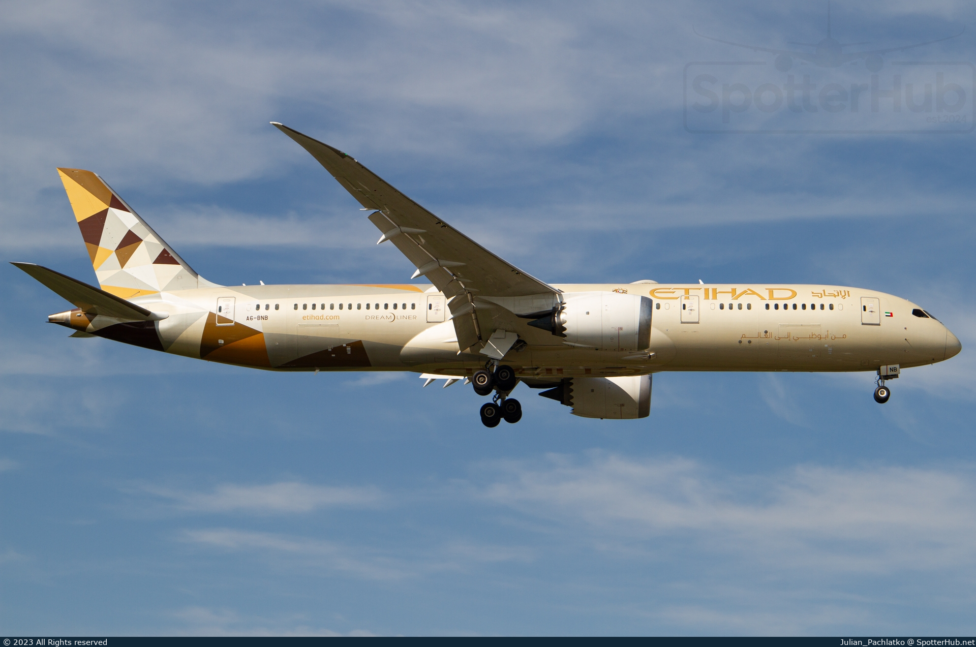 Photo of A6-BNB - Boeing 787-9 Dreamliner operated by Etihad Airways
