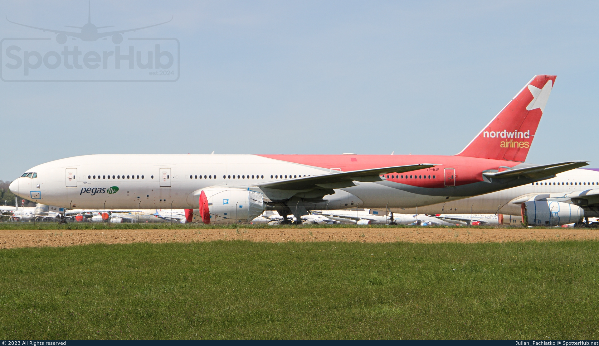 Photo of VP-BJF - Boeing 777-21B(ER) at Lourdes-Pyrenees