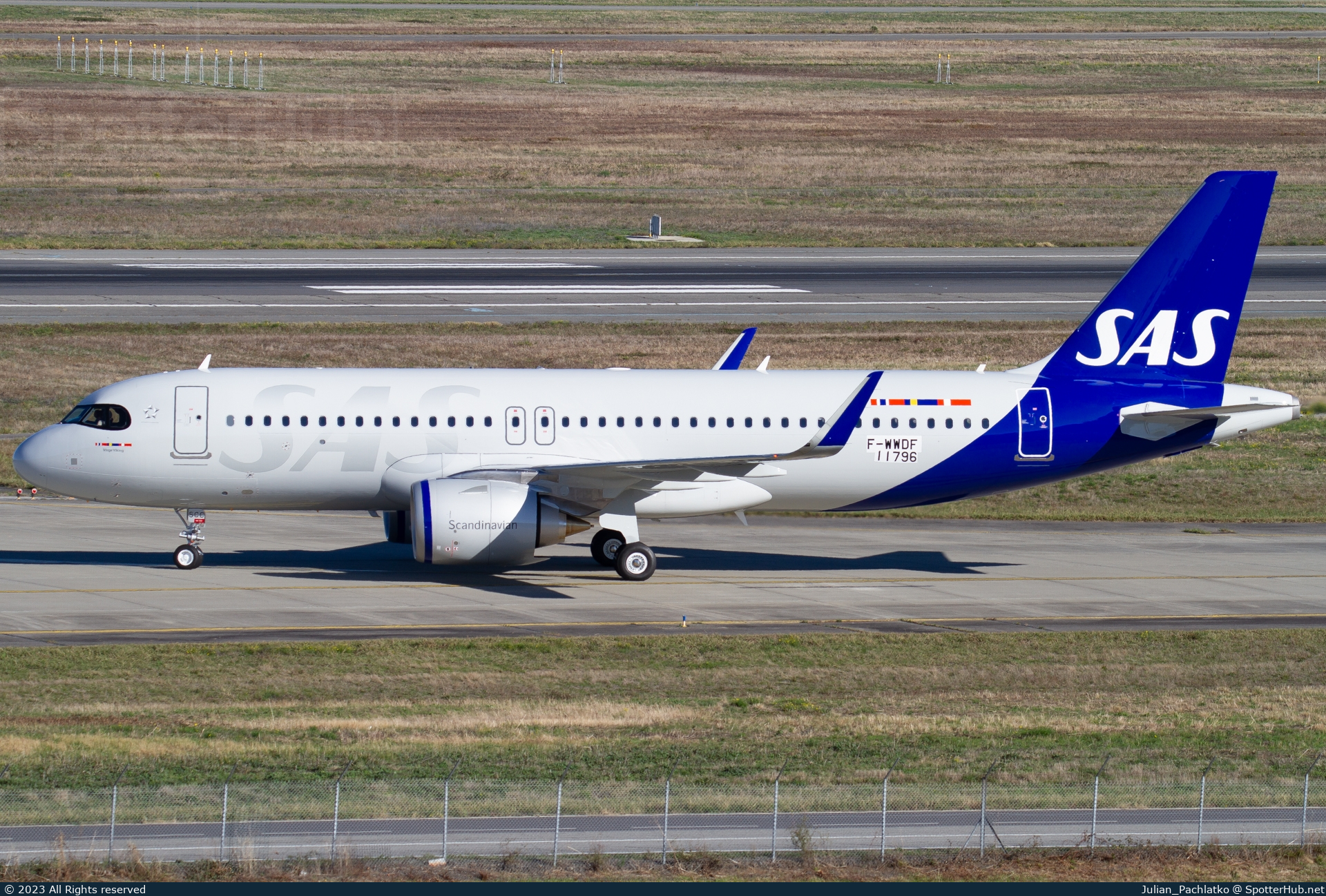 Photo of F-WWDF - Airbus A320-251N operated by SAS Scandinavian Airlines
