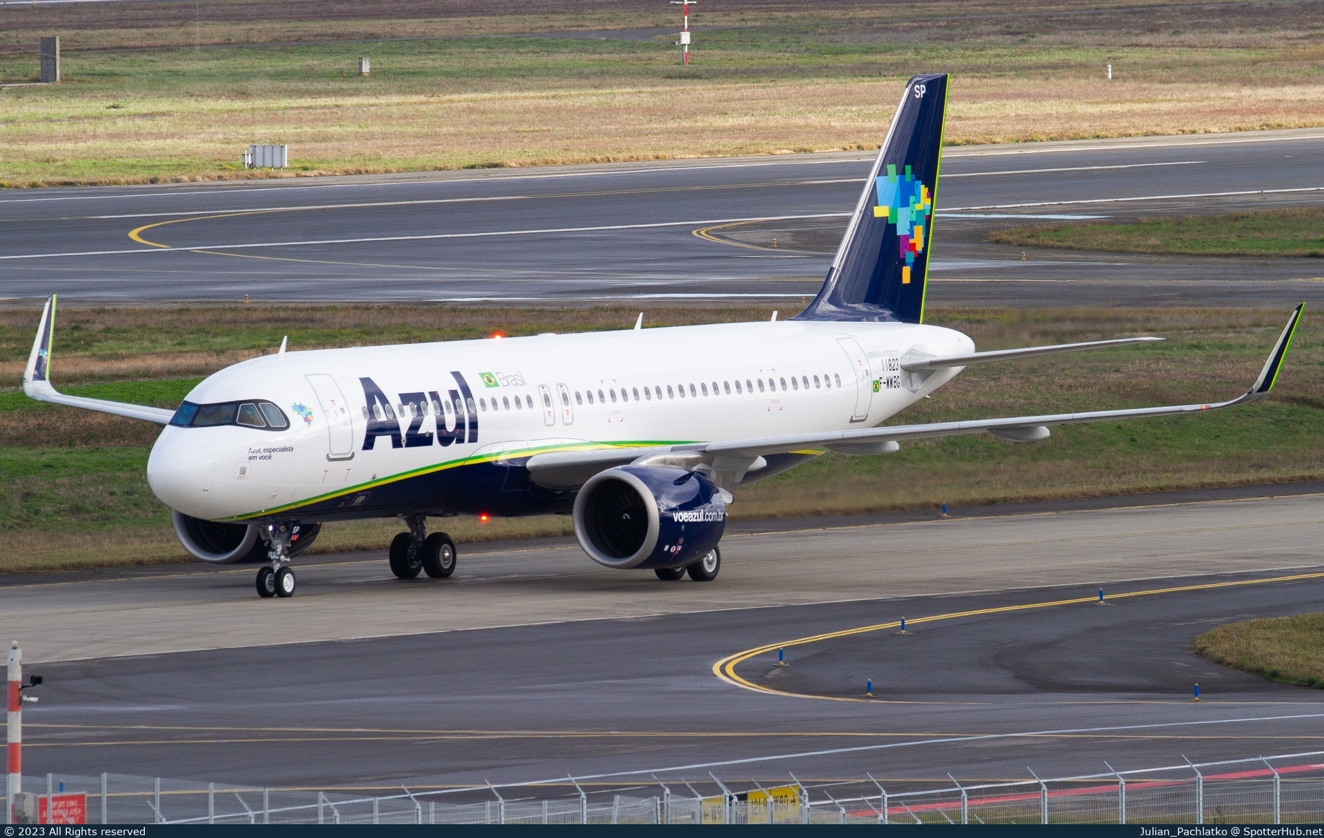 Photo of F-WWBG - Airbus A320-251N operated by Azul