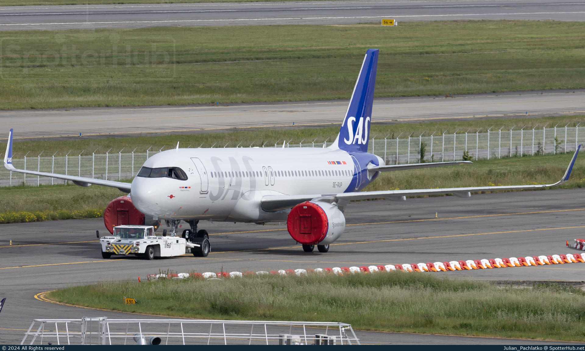 Photo of SE-RUP - Airbus A320-251N operated by SAS Scandinavian Airlines