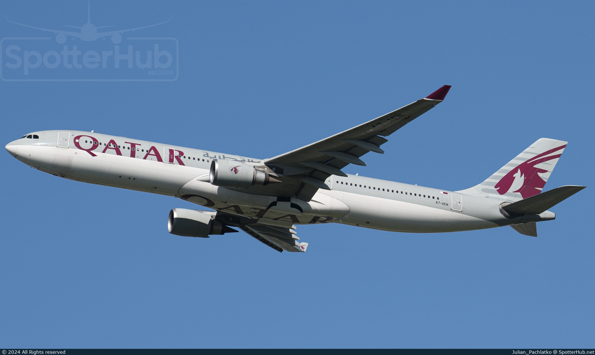 Photo of A7-AEN - Airbus A330-302 operated by Qatar Airways