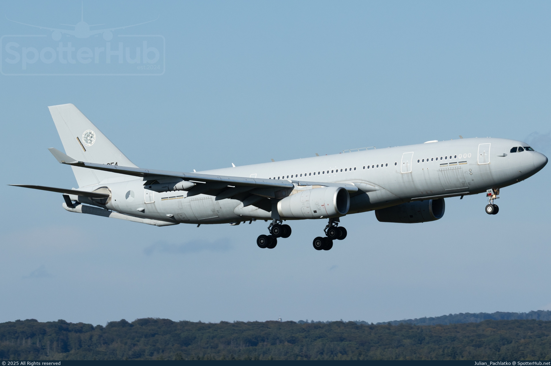 Photo of T-054 - Airbus KC-30M operated by Royal Netherlands Air Force