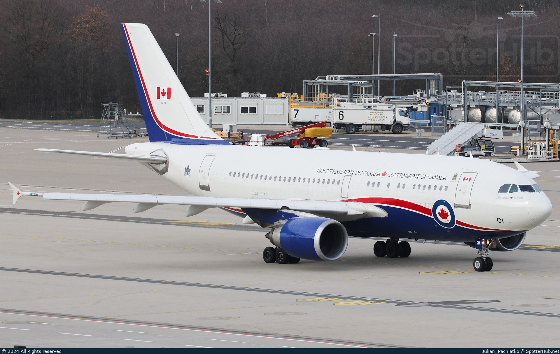 Photo of 15001 - Airbus CC-150 Polaris operated by Royal Canadian Air Force