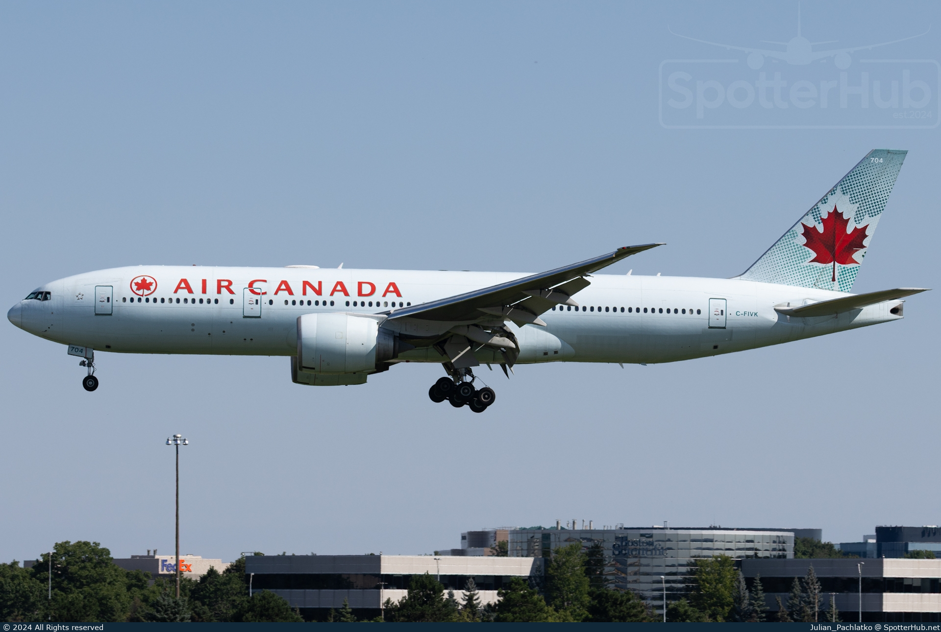 Photo of C-FIVK - Boeing 777-233(LR) operated by Air Canada