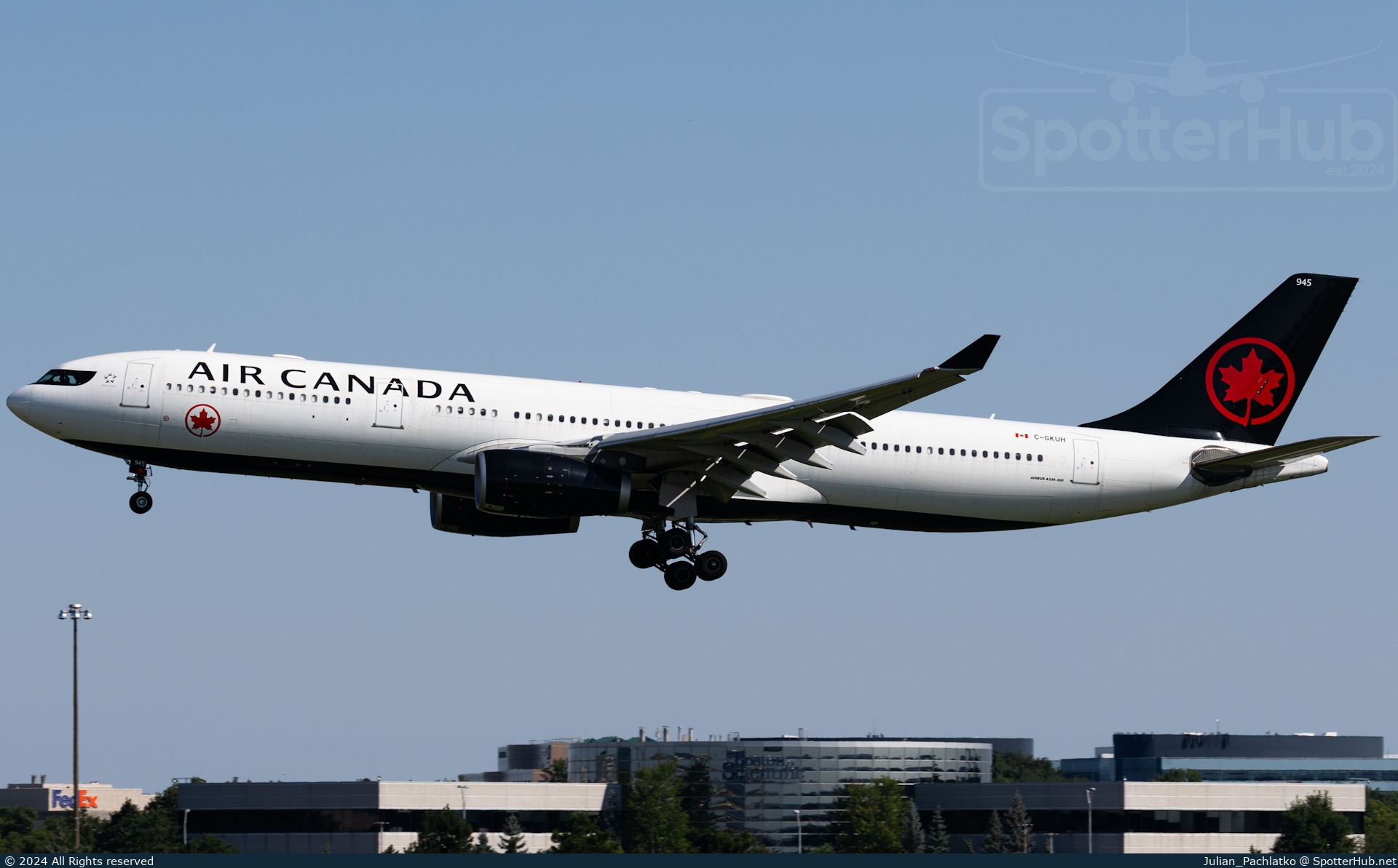 Photo of C-GKUH - Airbus A330-343 operated by Air Canada