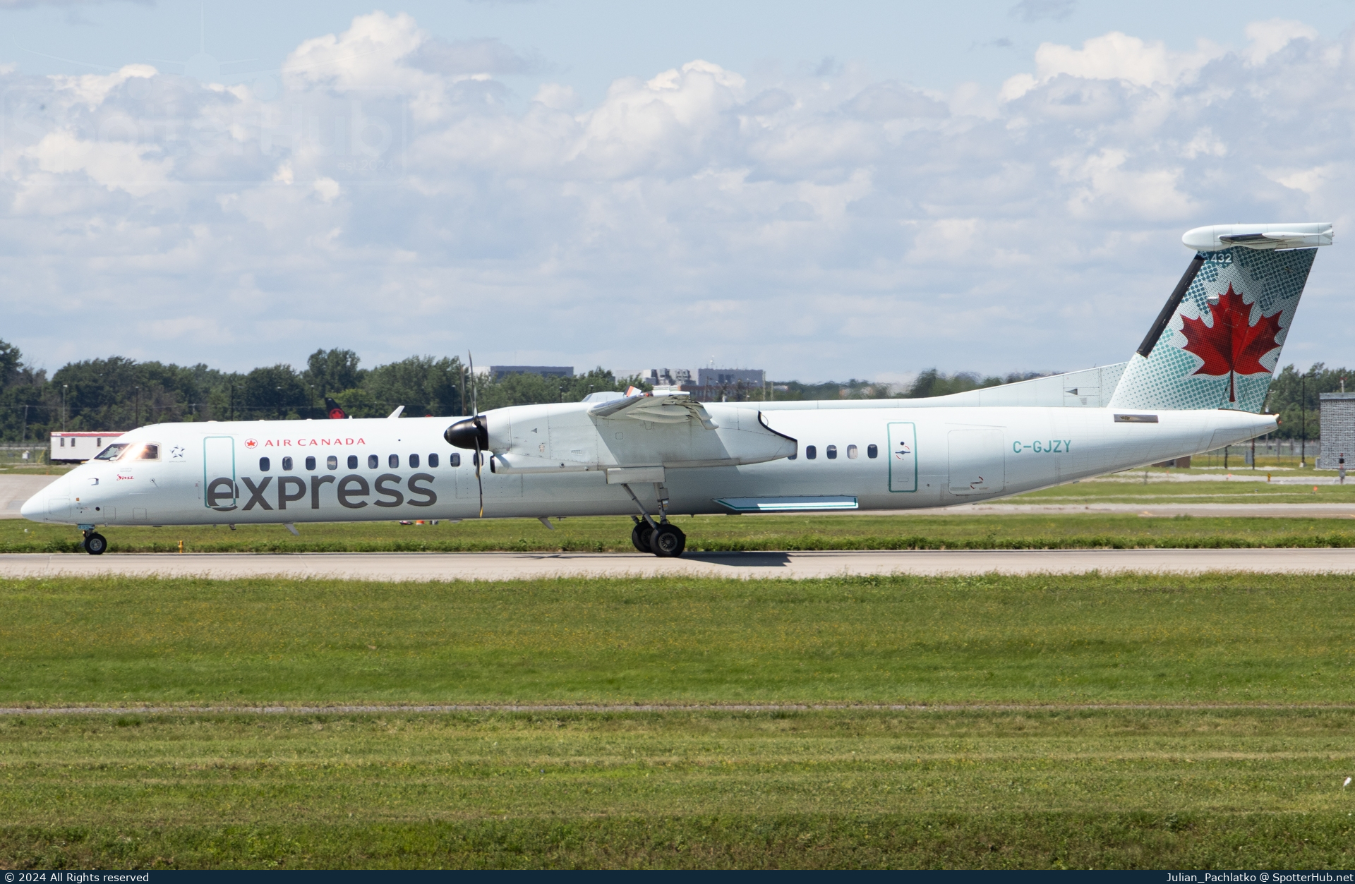 Photo of C-GJZY - Bombardier DHC-8-402 Dash 8 Q400 operated by Air Canada Express (opb Jazz Air)