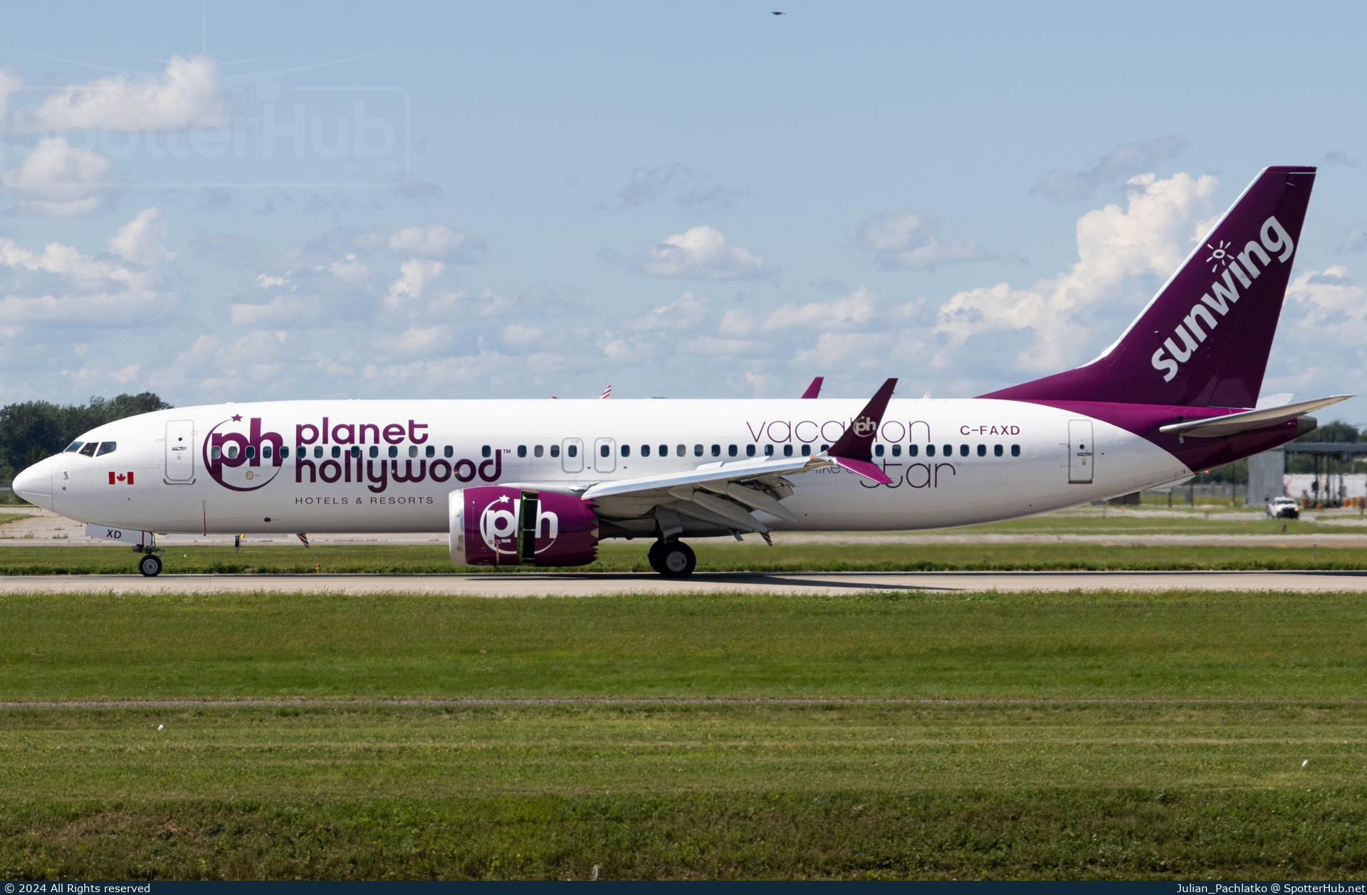 Photo of C-FAXD - Boeing 737 MAX 8 operated by Sunwing Airlines