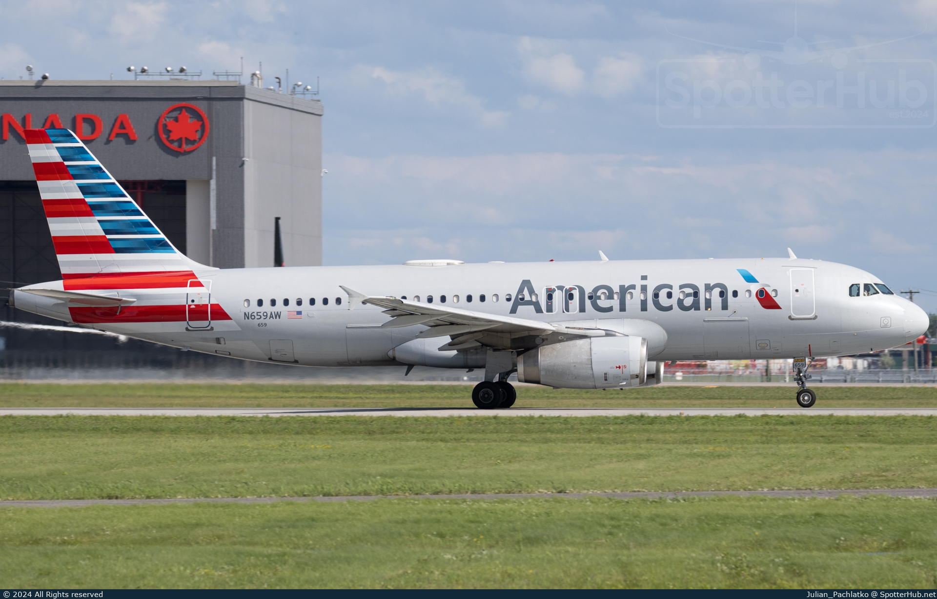 Photo of N659AW - Airbus A320-232 operated by American Airlines