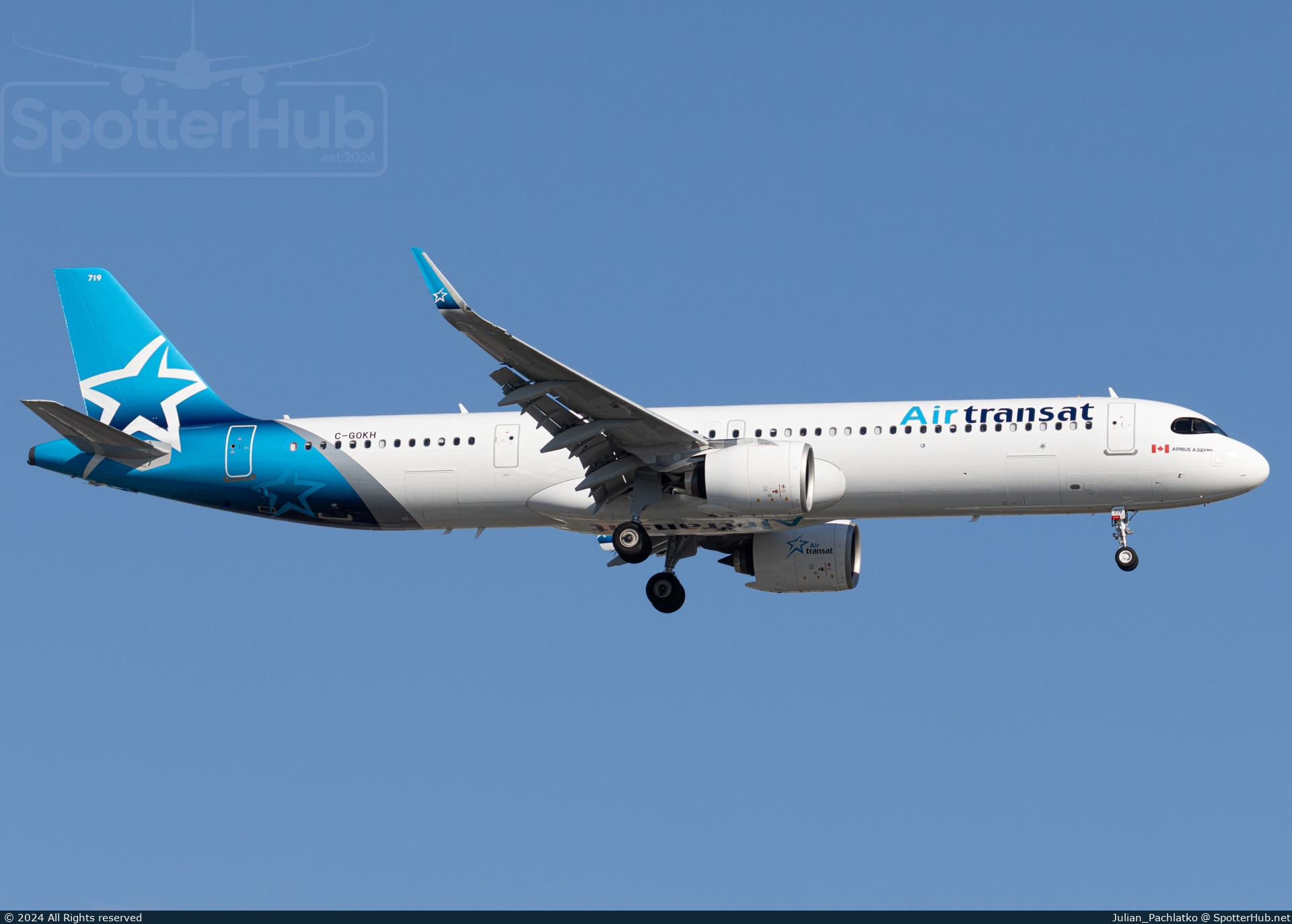 Photo of C-GOKH - Airbus A321-271NX operated by Air Transat