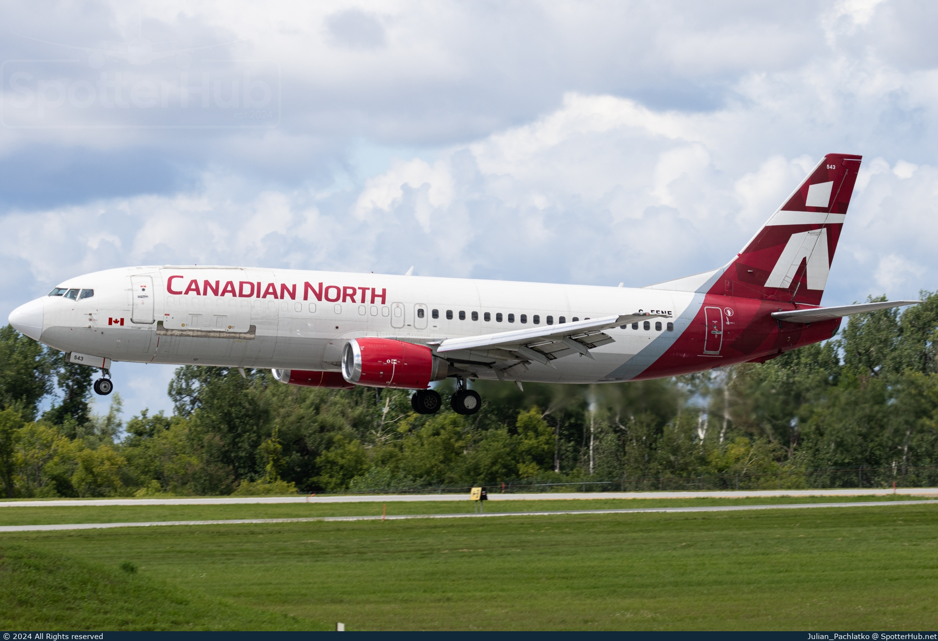 Photo of C-FFNE - Boeing 737-406(C) operated by Canadian North