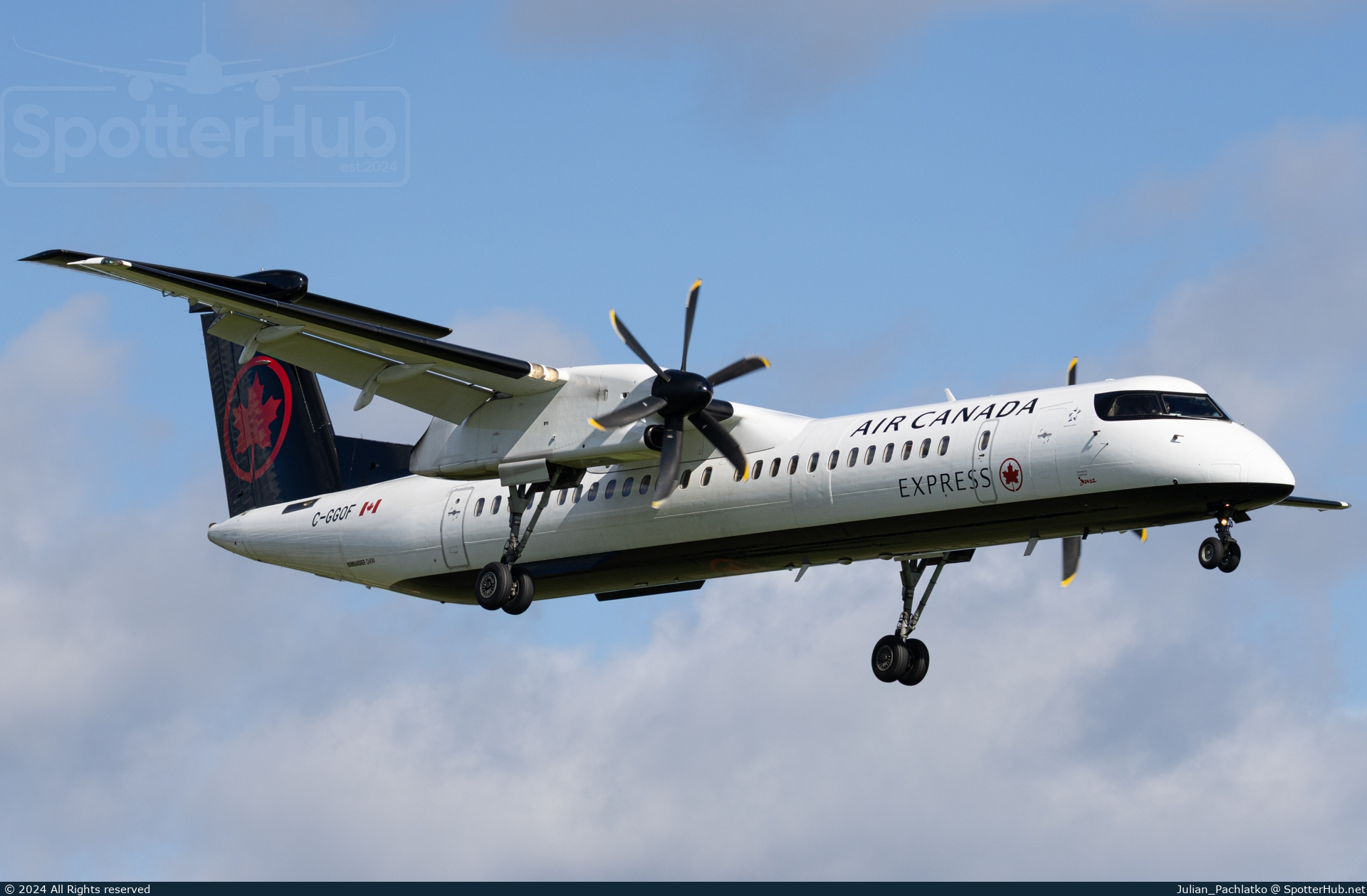 Photo of C-GGOF - Bombardier DHC-8-402 Dash 8 Q400 operated by Air Canada Express (opb Jazz Air)