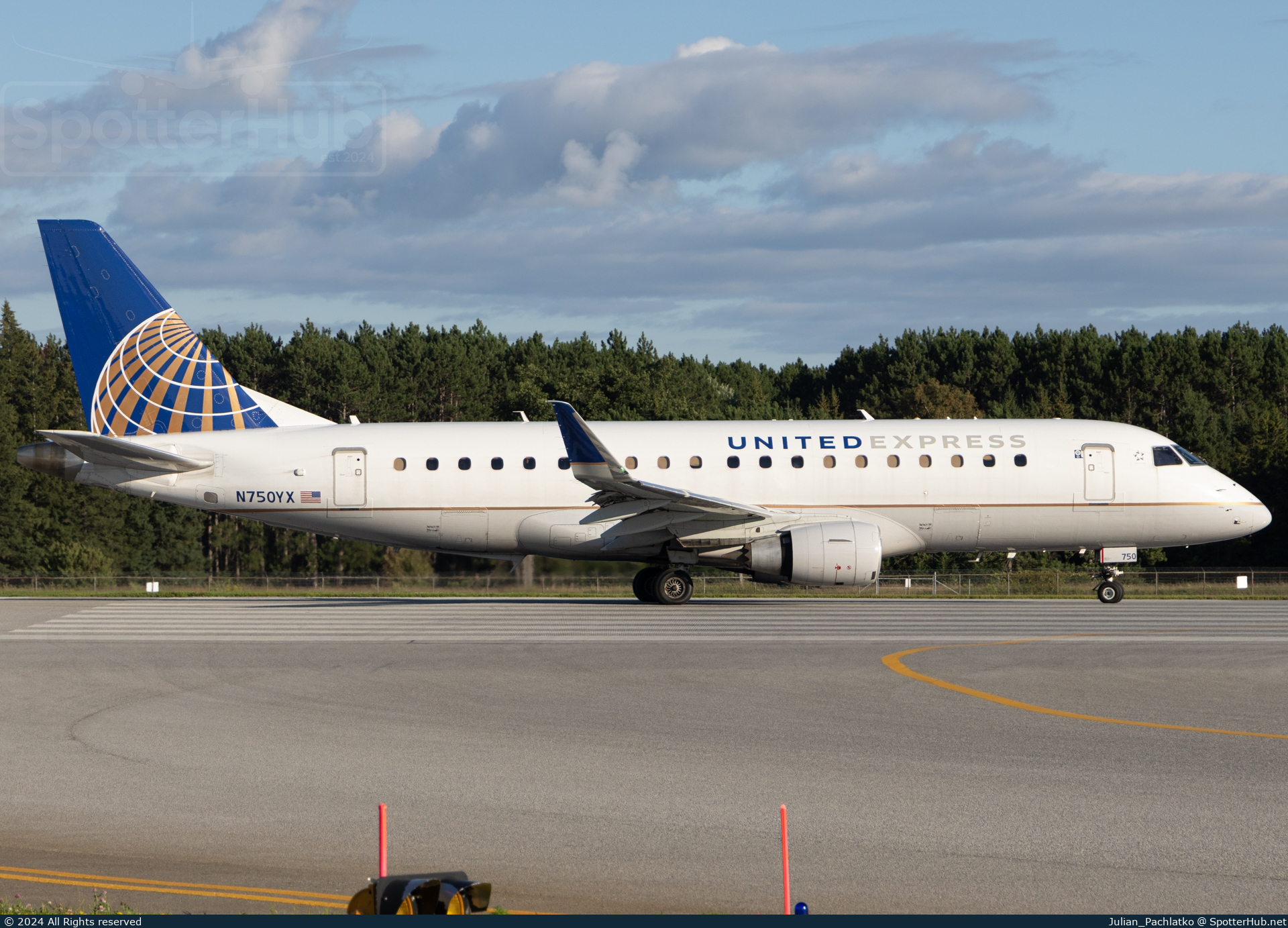 Photo of N750YX - Embraer ERJ-175LR operated by United Express (opb Republic Airways)