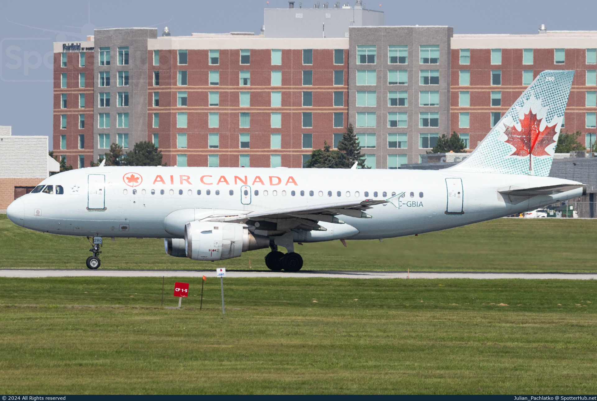 Photo of C-GBIA - Airbus A319-114 operated by Air Canada