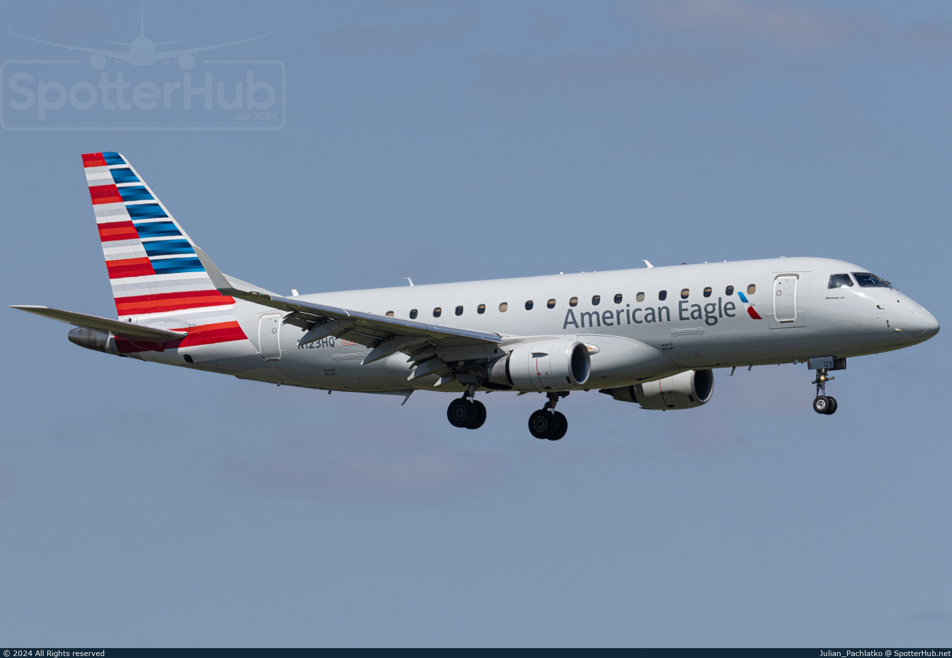 Photo of N123HQ - Embraer ERJ-175LR operated by American Eagle (opb Republic Airways)