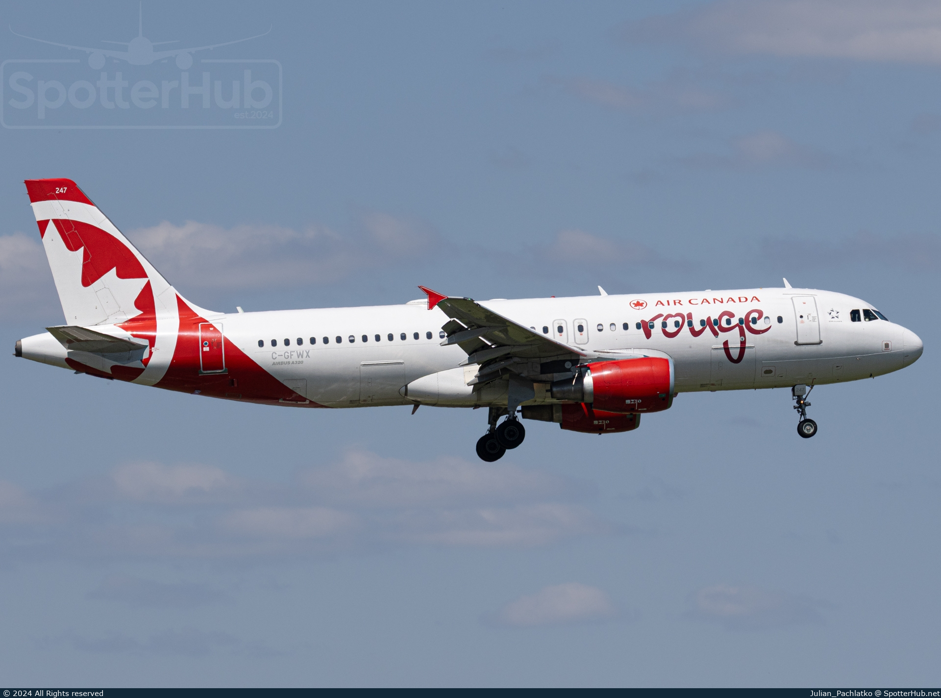 Photo of C-GFWX - Airbus A320-214 operated by Air Canada Rouge