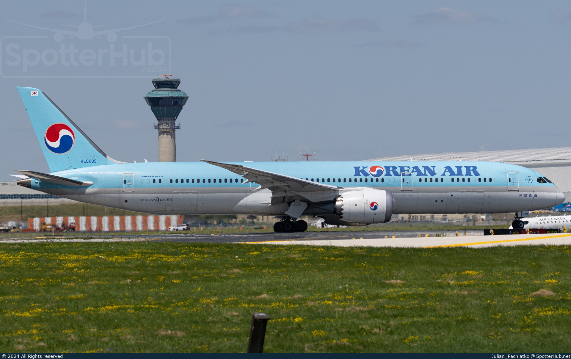 Photo of HL8085 - Boeing 787-9 Dreamliner operated by Korean Air